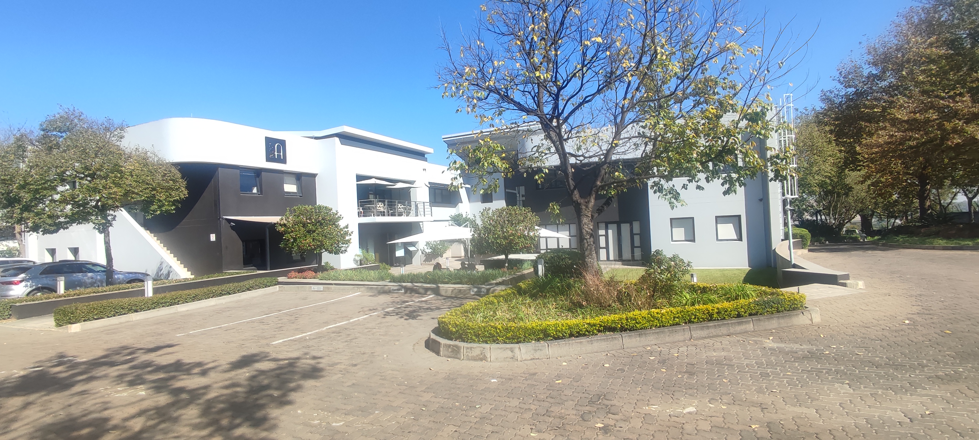 To Let commercial Property for Rent in Hyde Park Gauteng