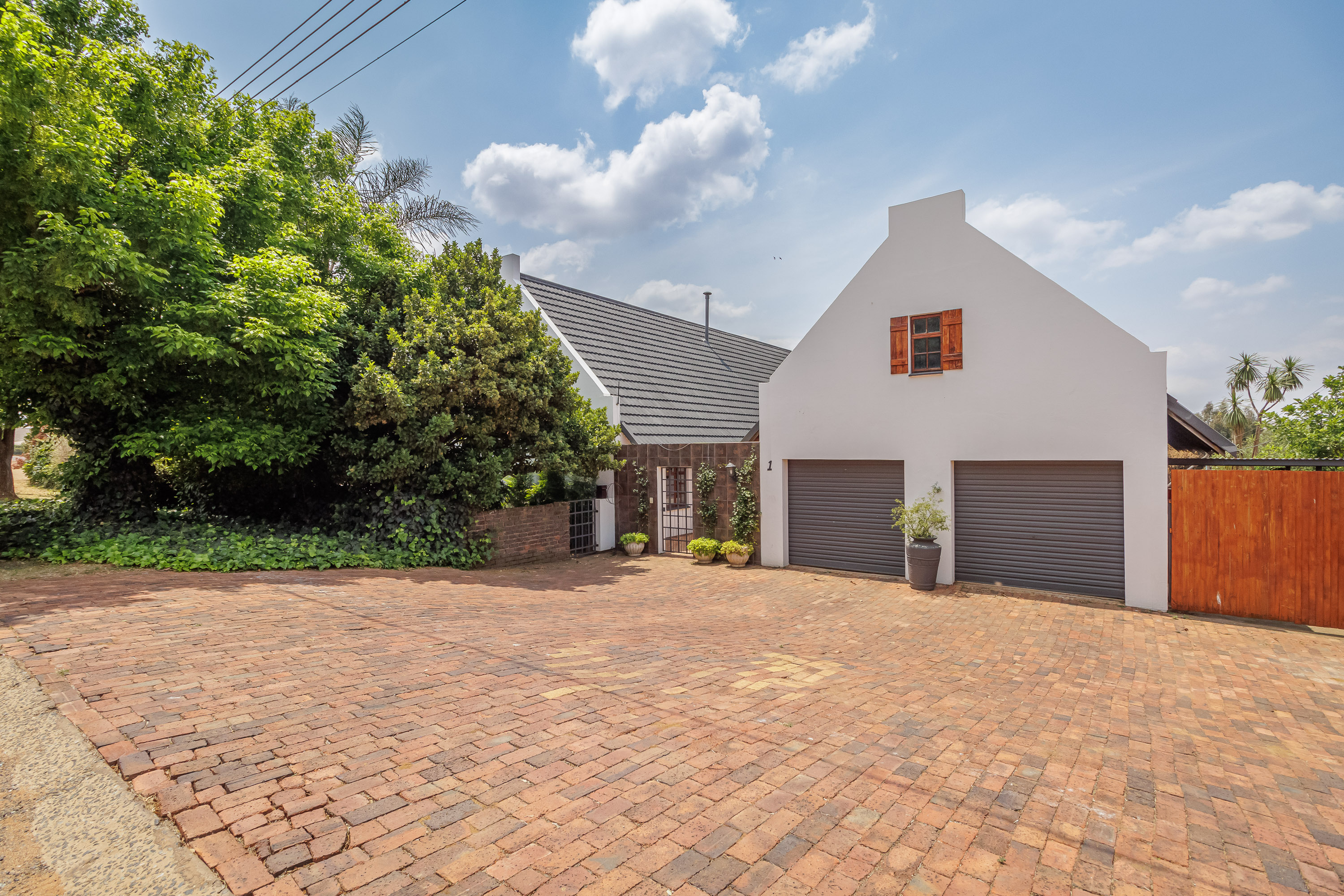 4 Bedroom Property for Sale in Overkruin Gauteng