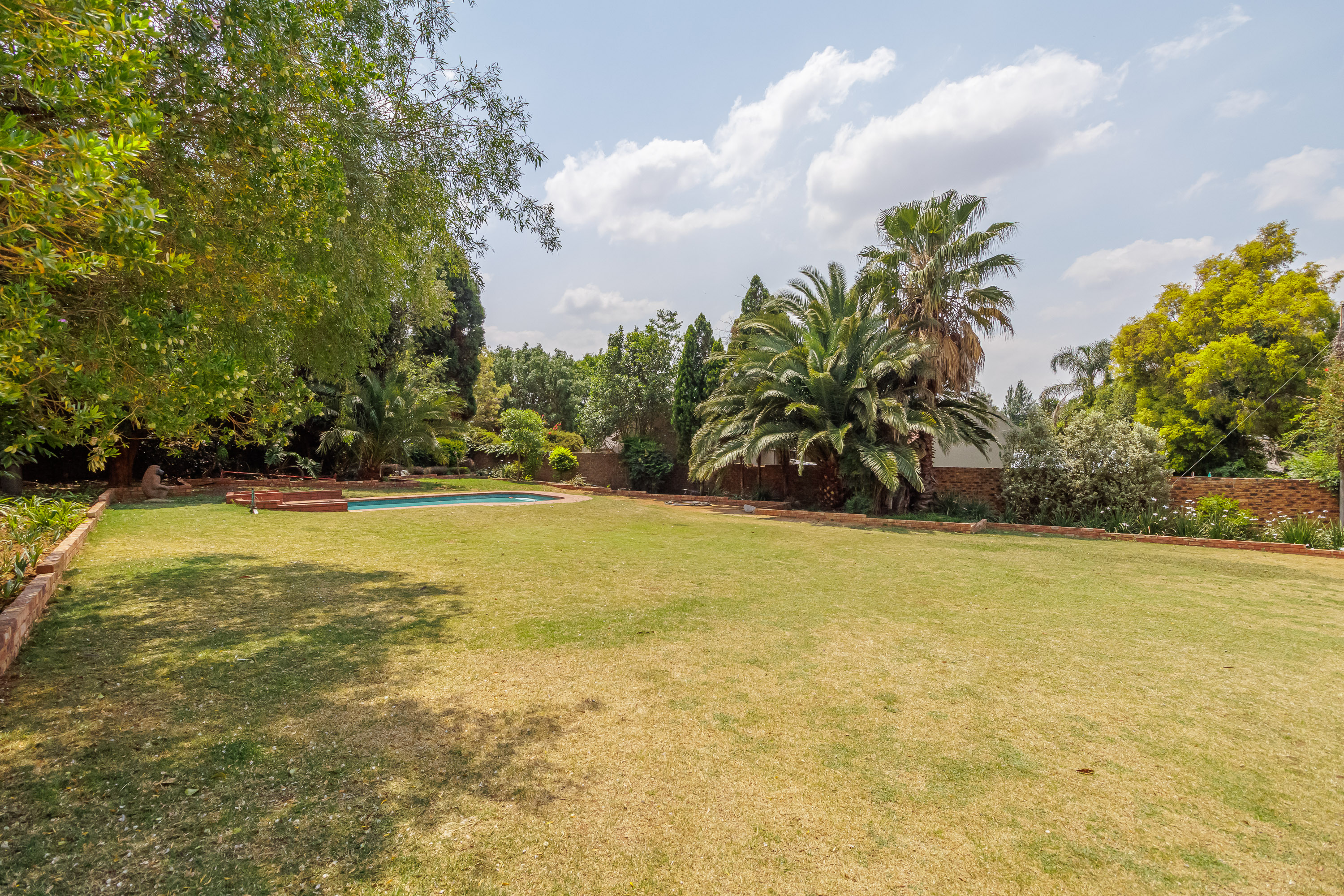 4 Bedroom Property for Sale in Overkruin Gauteng