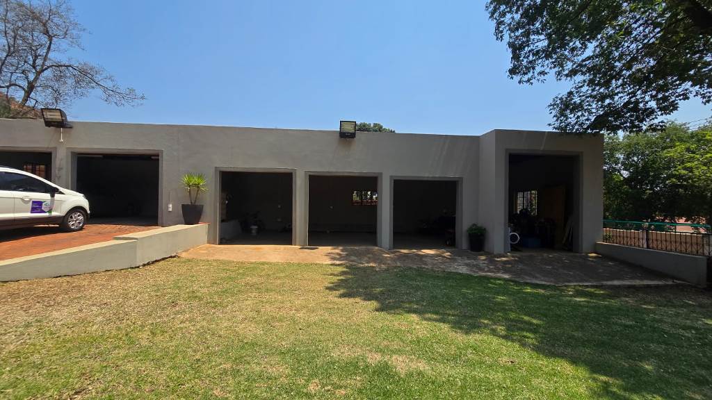 4 Bedroom Property for Sale in Florauna Gauteng