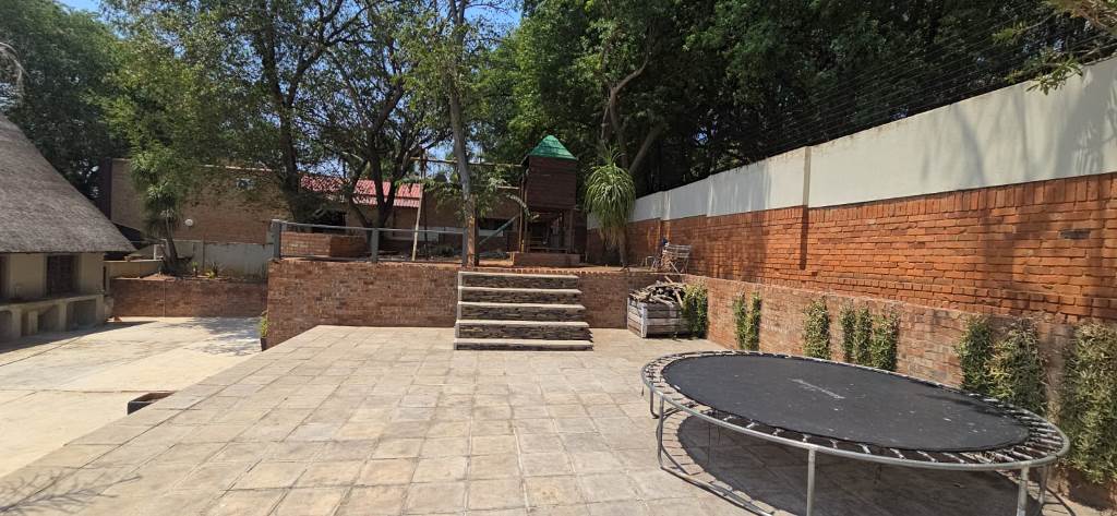 4 Bedroom Property for Sale in Florauna Gauteng