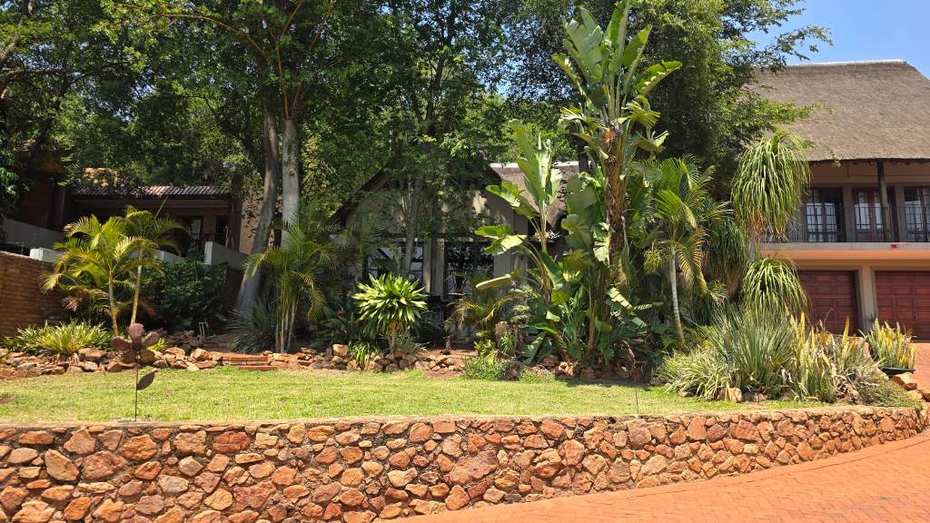 4 Bedroom Property for Sale in Florauna Gauteng