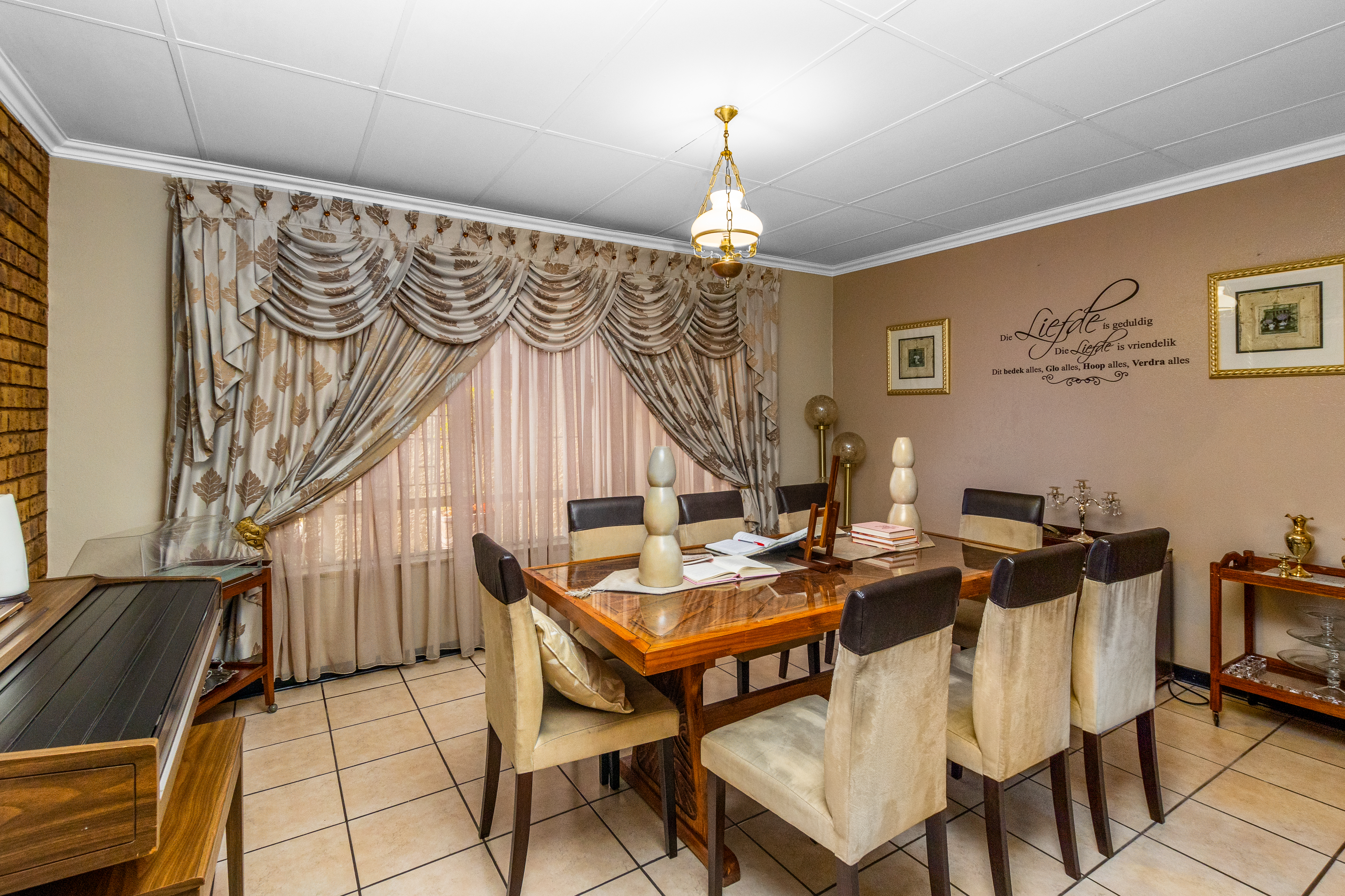 6 Bedroom Property for Sale in Sunward Park Gauteng