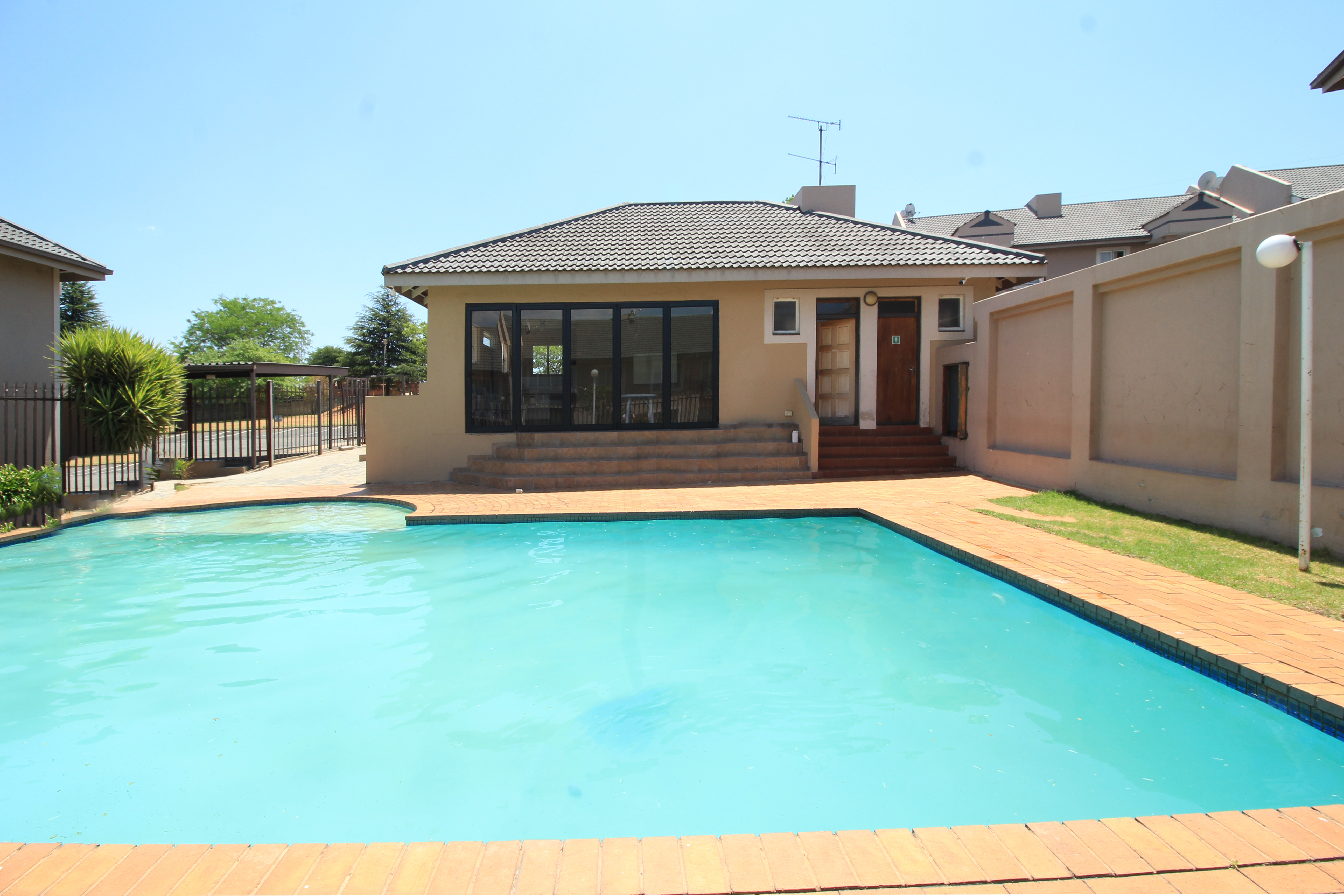 3 Bedroom Property for Sale in Rembrandt Park Gauteng