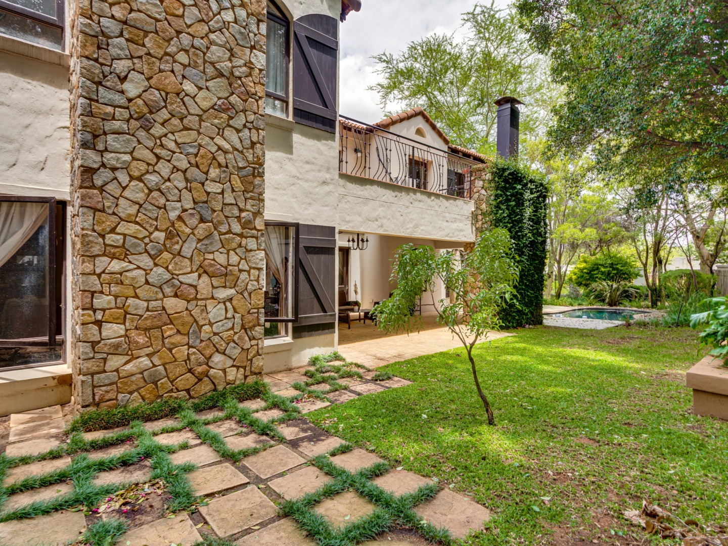 5 Bedroom Property for Sale in Dainfern Valley Gauteng