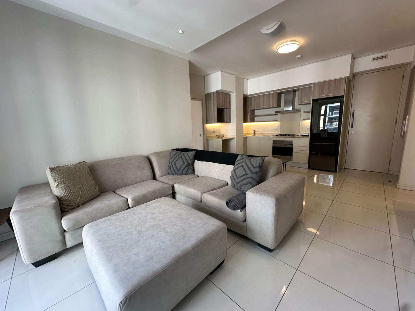 To Let 2 Bedroom Property for Rent in Rosebank Gauteng