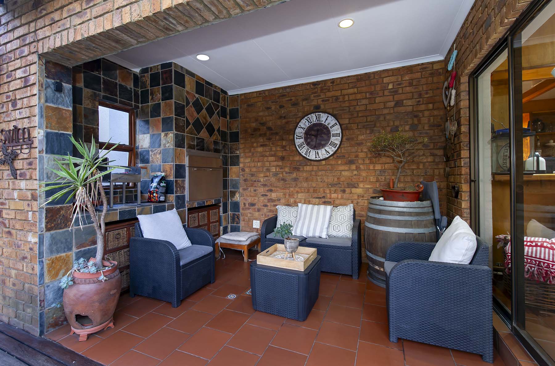 4 Bedroom Property for Sale in Dowerglen Ext 4 Gauteng