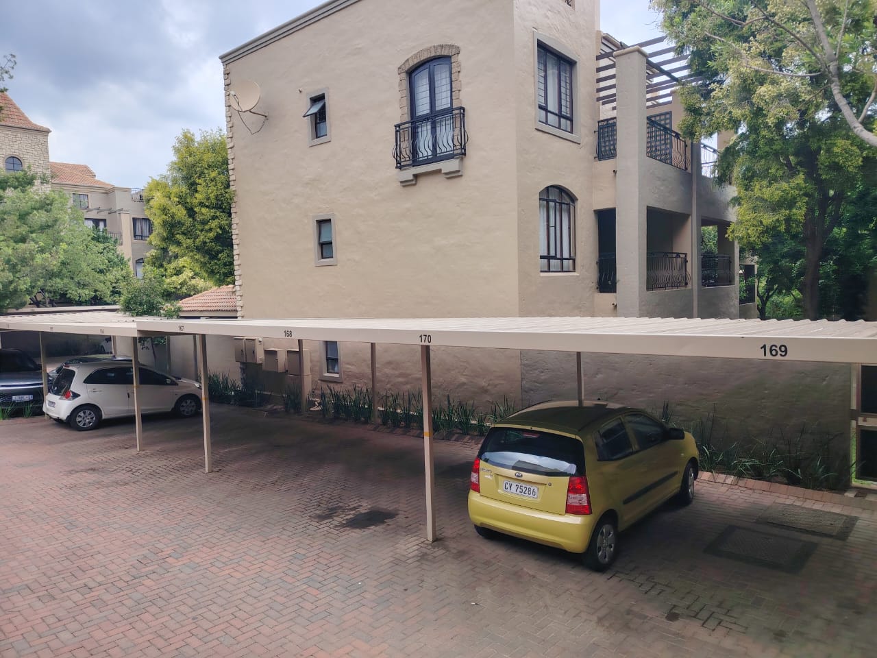 2 Bedroom Property for Sale in Fourways Gauteng