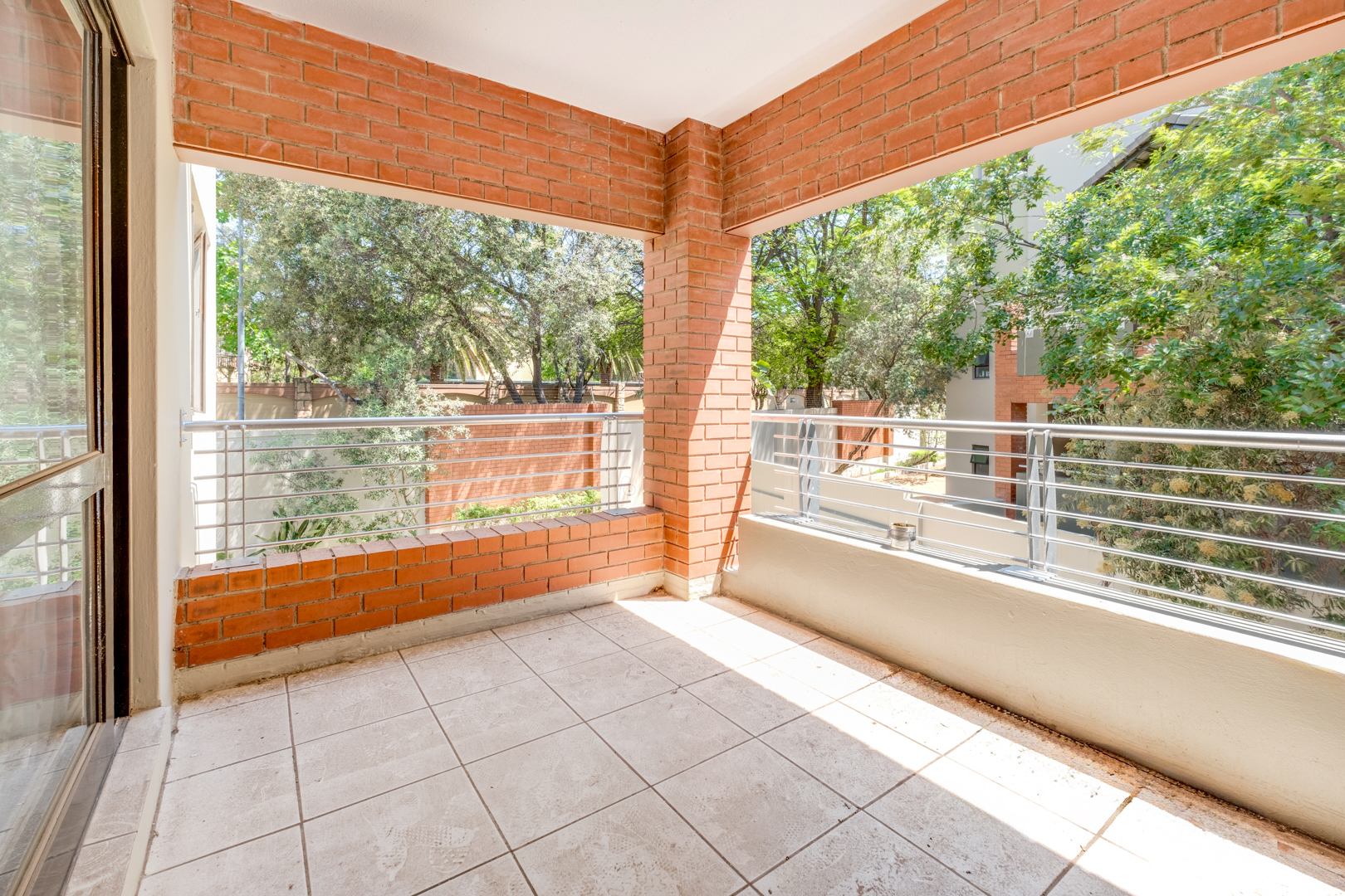 1 Bedroom Property for Sale in Lonehill Gauteng