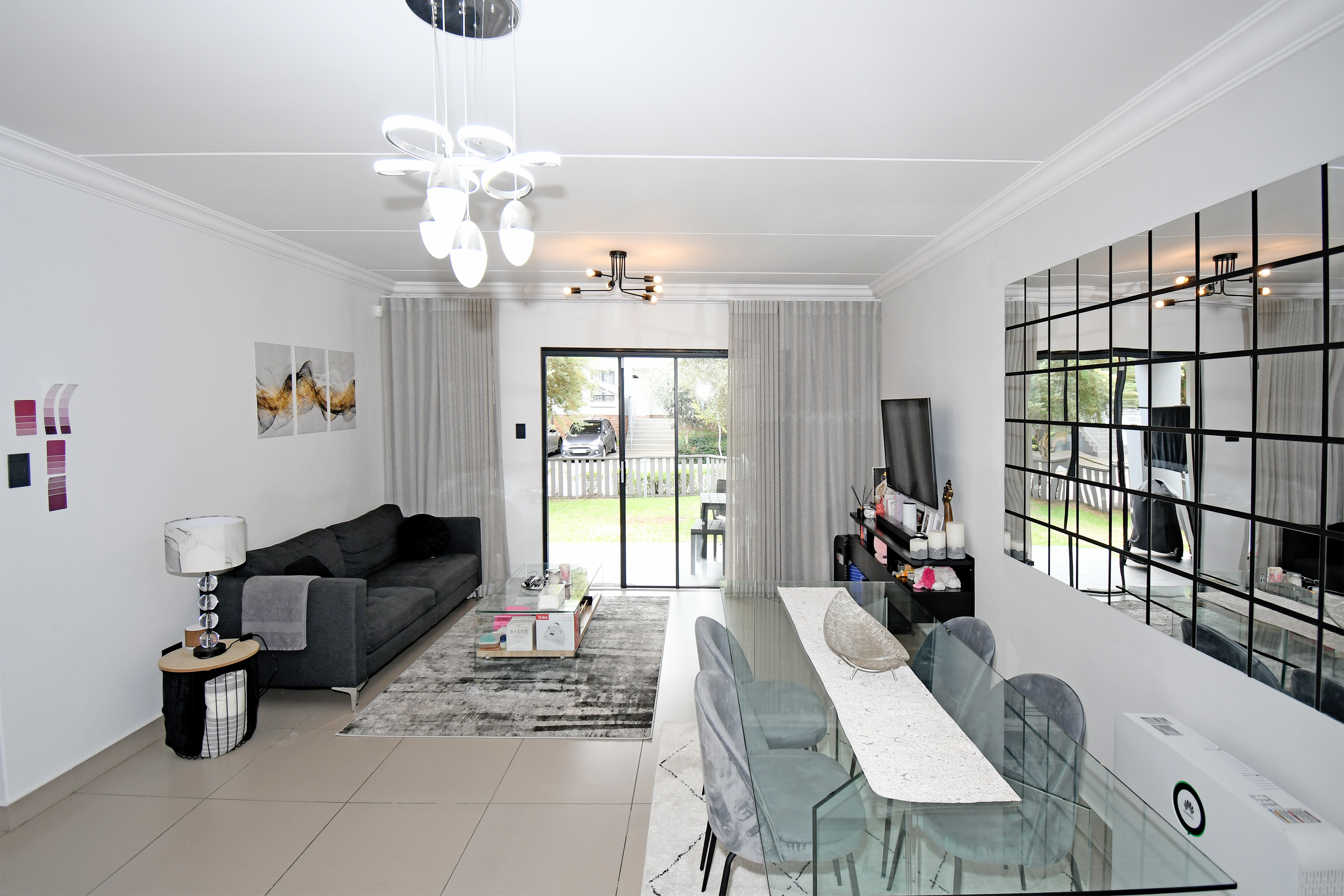 2 Bedroom Property for Sale in Chartwell Gauteng