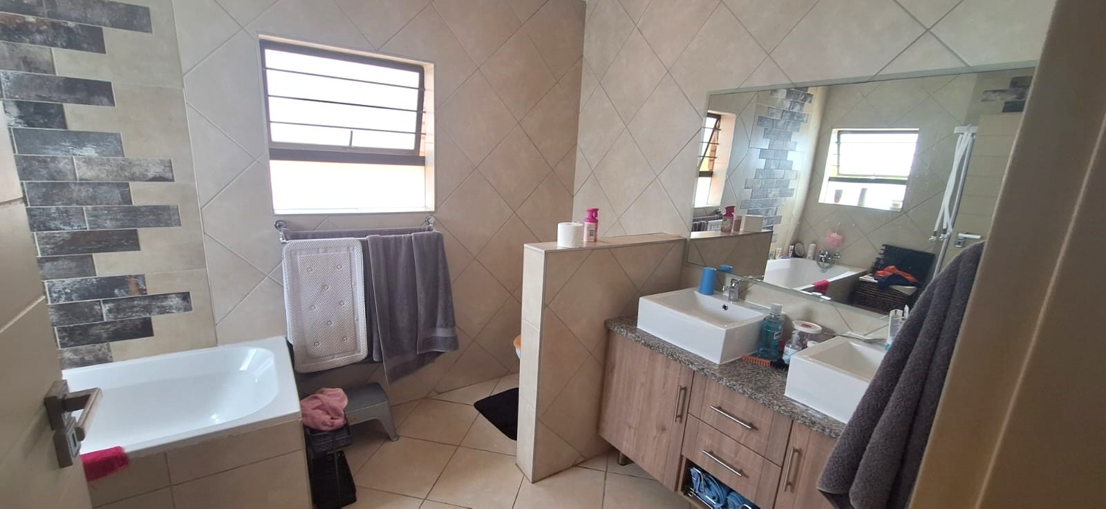 To Let 3 Bedroom Property for Rent in Olympus AH Gauteng