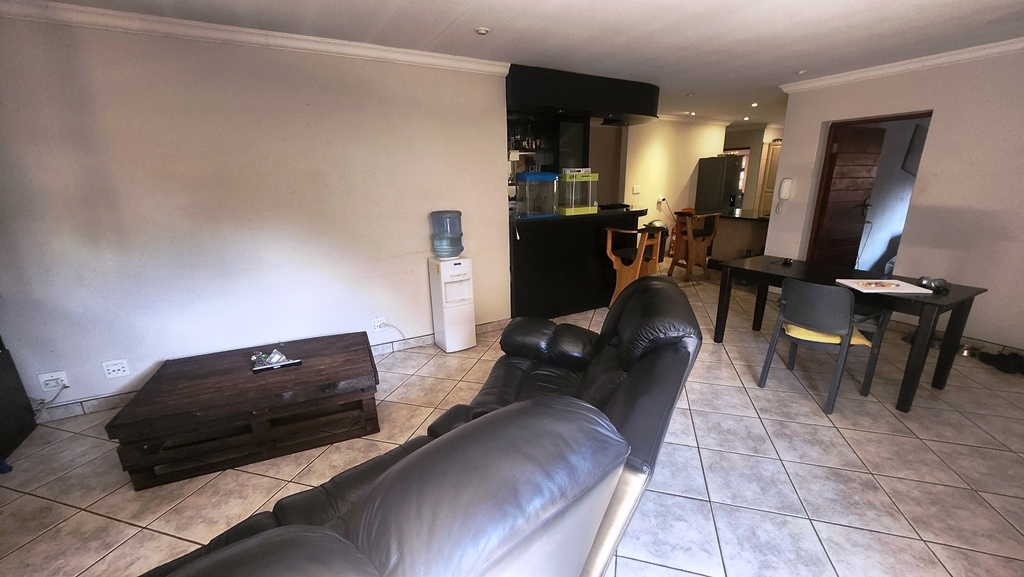 2 Bedroom Property for Sale in Wierdaglen Estate Gauteng