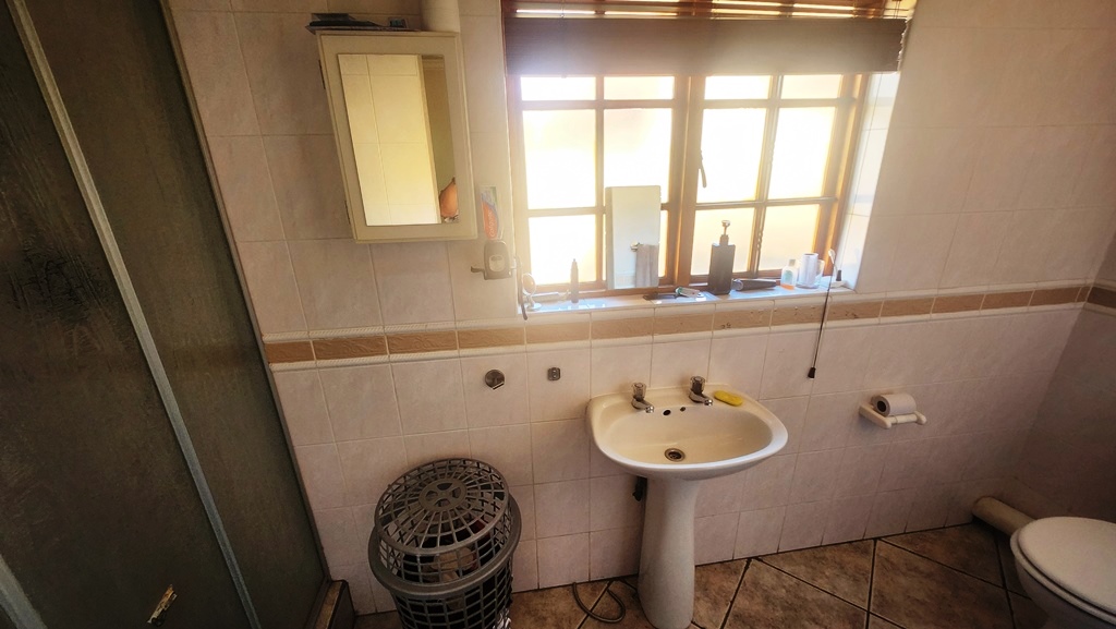 2 Bedroom Property for Sale in Wierdaglen Estate Gauteng