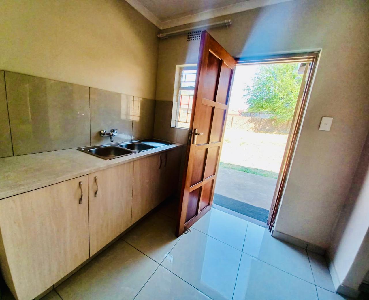 3 Bedroom Property for Sale in Rensburg Gauteng