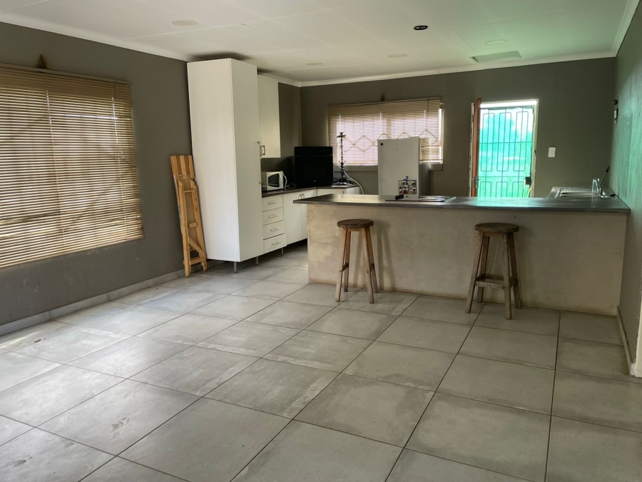 To Let 3 Bedroom Property for Rent in Mullerstuine Gauteng