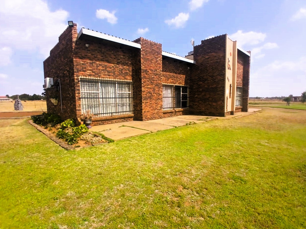 3 Bedroom Property for Sale in Boltonwold Gauteng