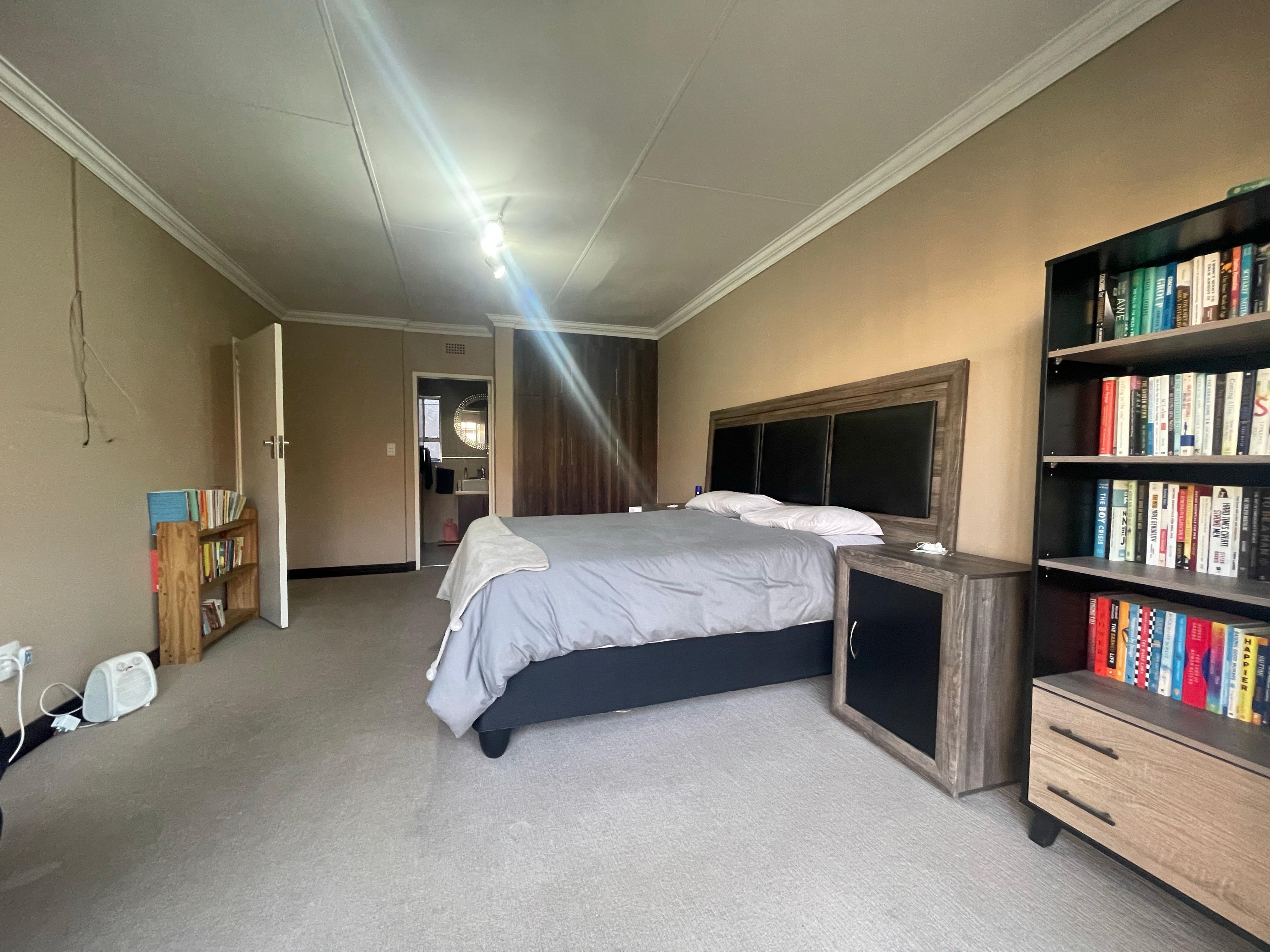 3 Bedroom Property for Sale in Three Rivers Proper Gauteng