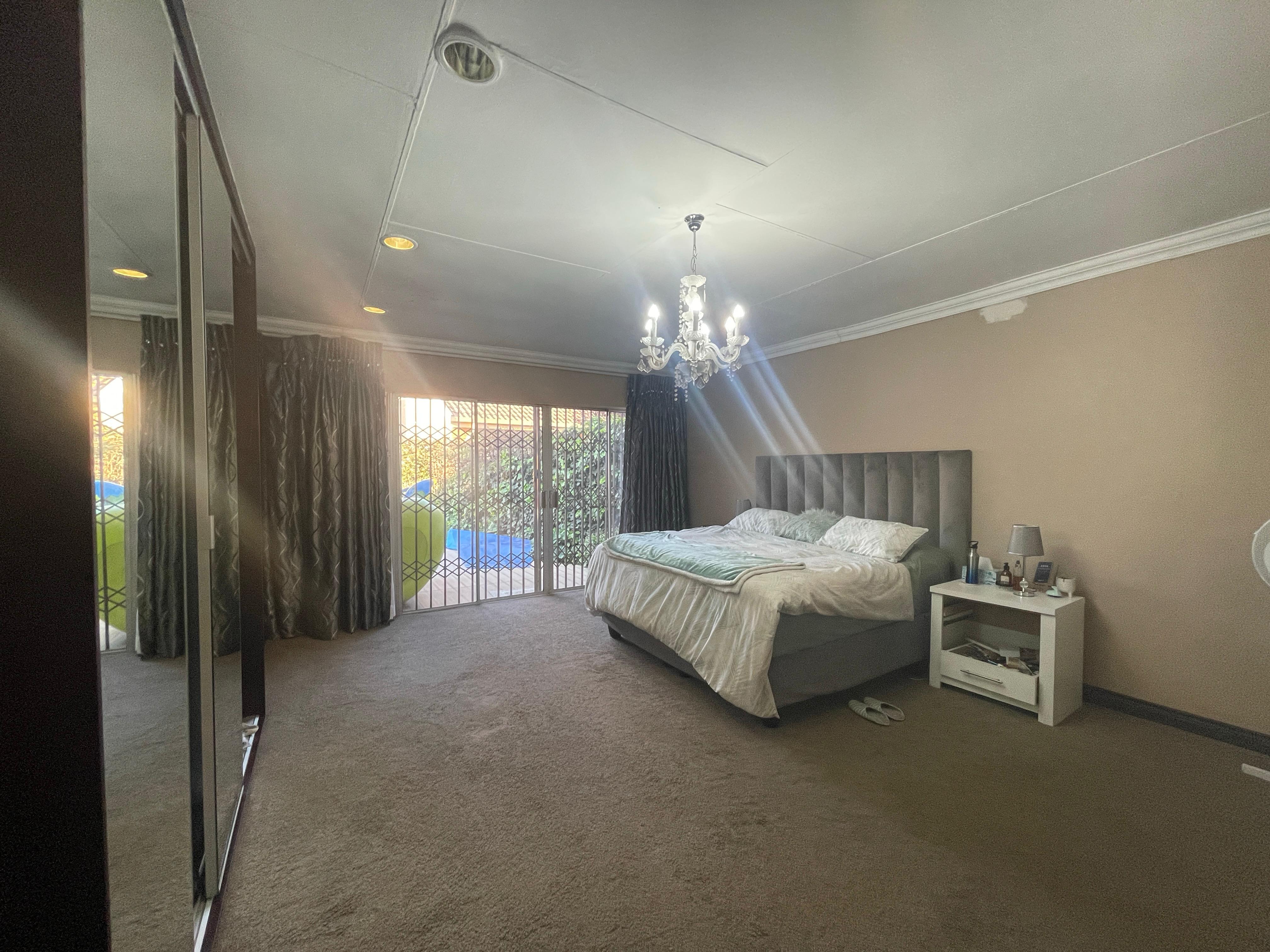 3 Bedroom Property for Sale in Three Rivers Proper Gauteng