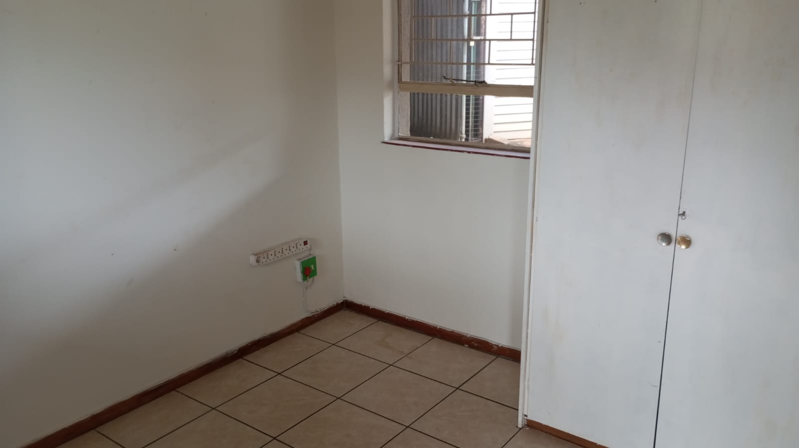 To Let 3 Bedroom Property for Rent in Roodekrans Gauteng