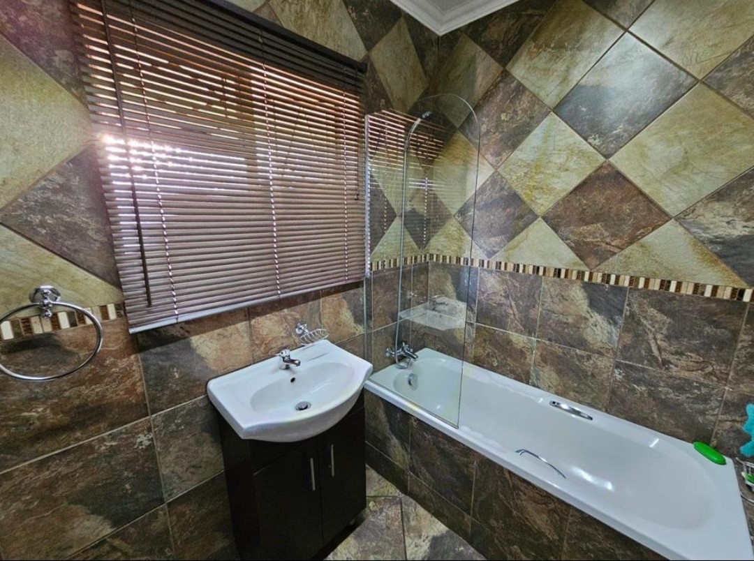 3 Bedroom Property for Sale in Minnebron Gauteng