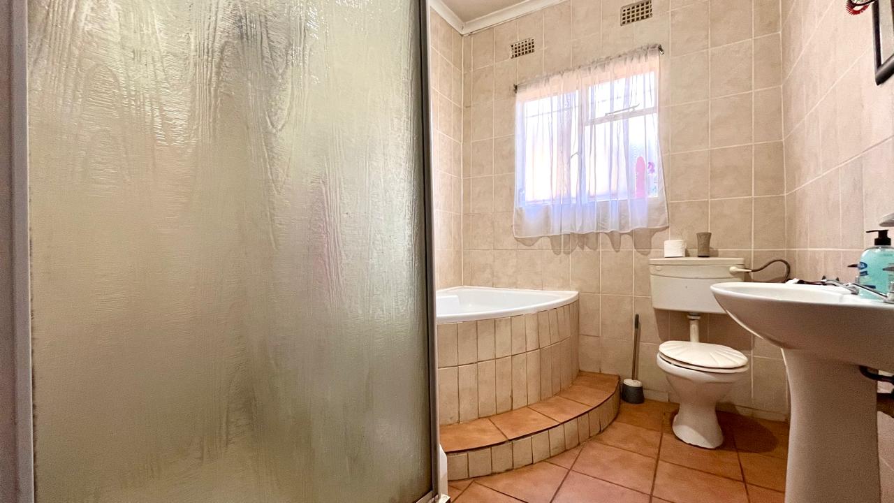 3 Bedroom Property for Sale in Geduld Ext 1 Gauteng