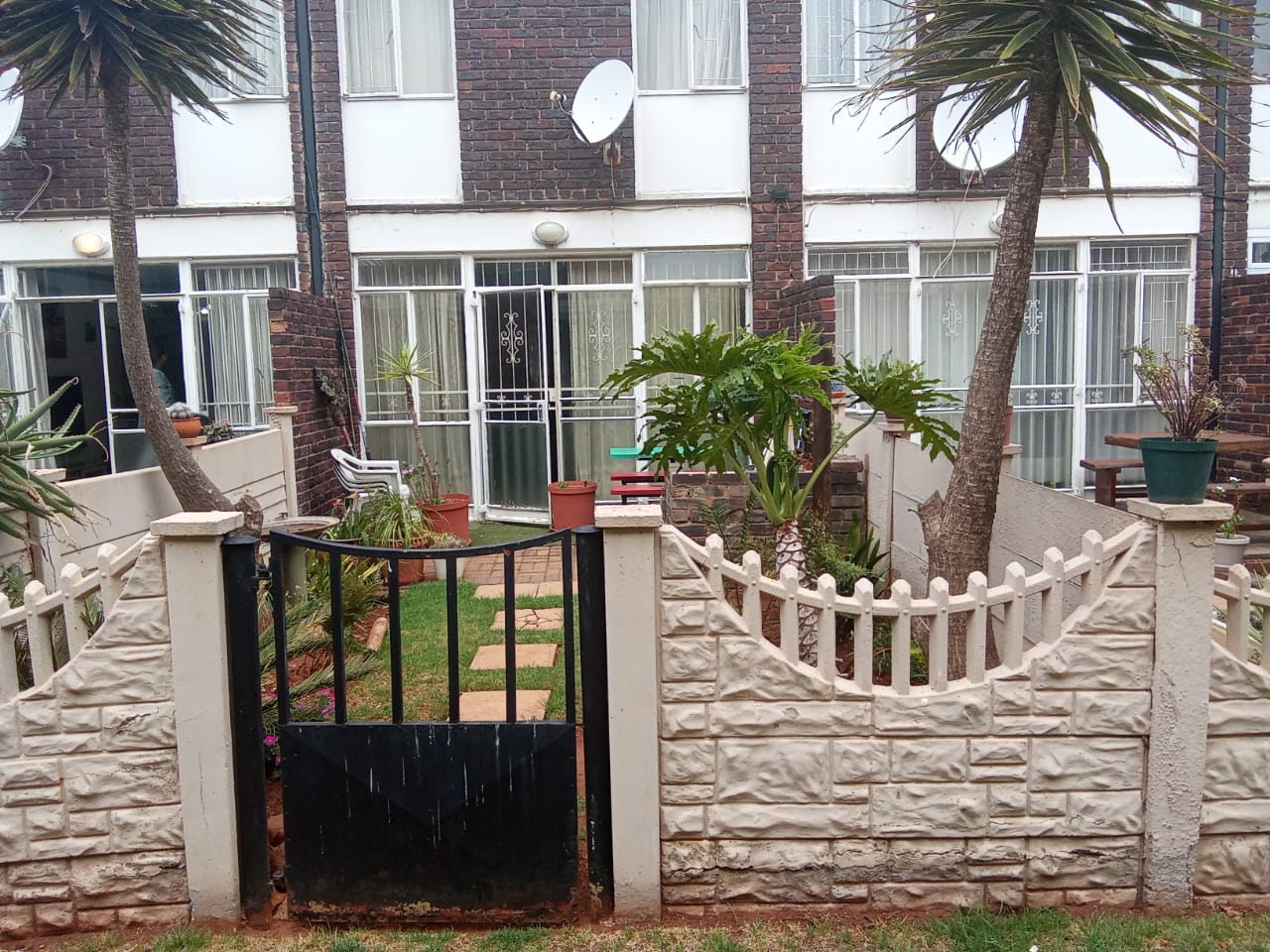 2 Bedroom Property for Sale in Horison Gauteng