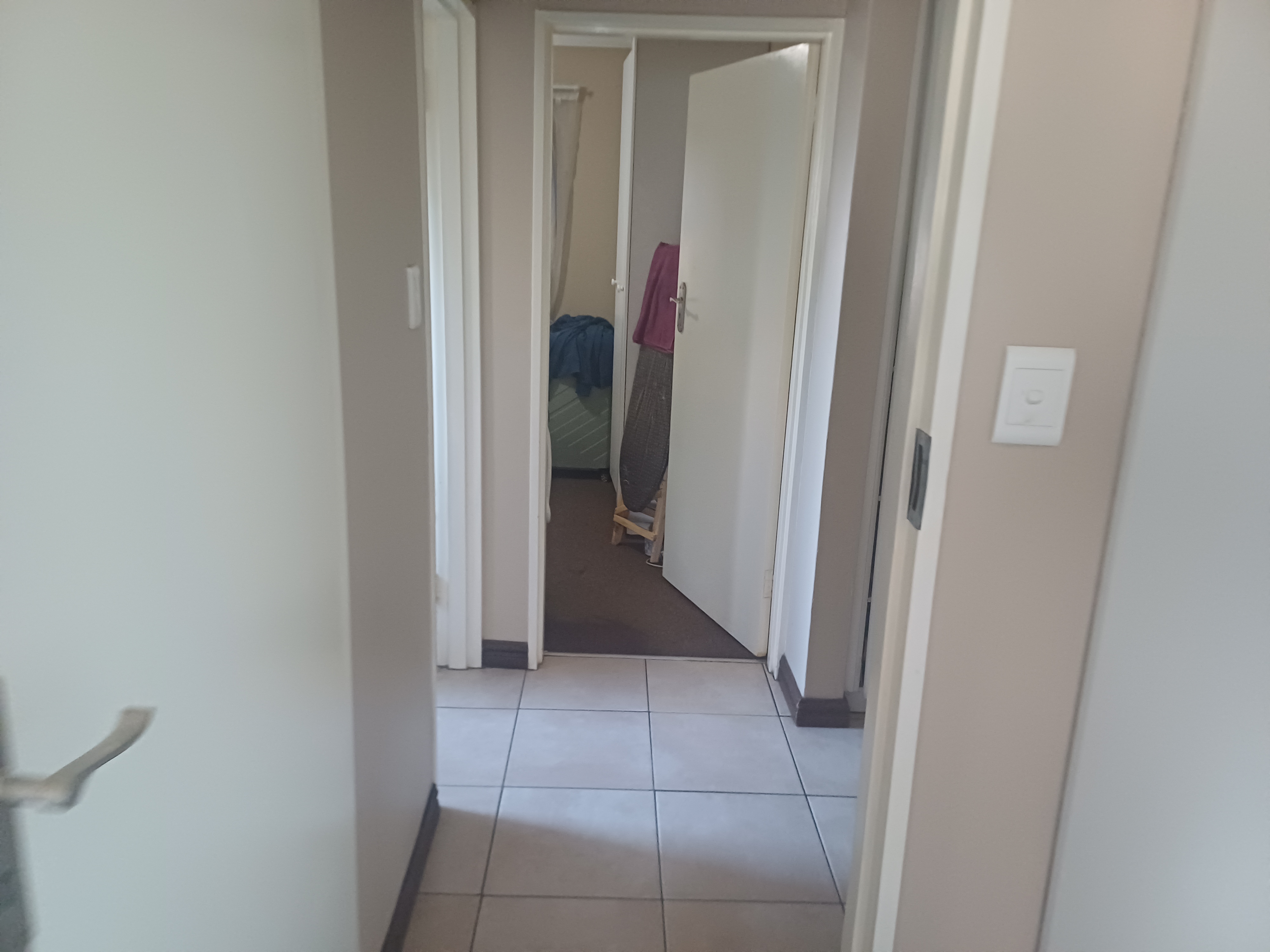 2 Bedroom Property for Sale in Halfway House Gauteng