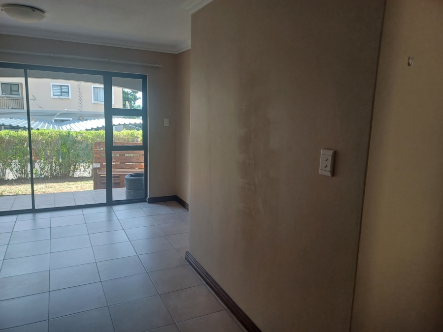 2 Bedroom Property for Sale in Halfway House Gauteng