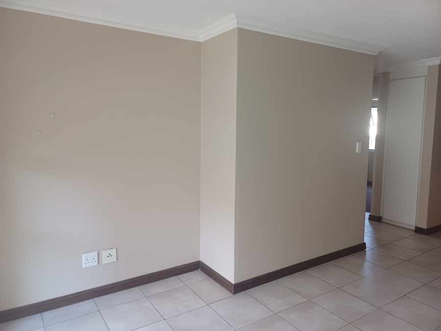 2 Bedroom Property for Sale in Halfway House Gauteng