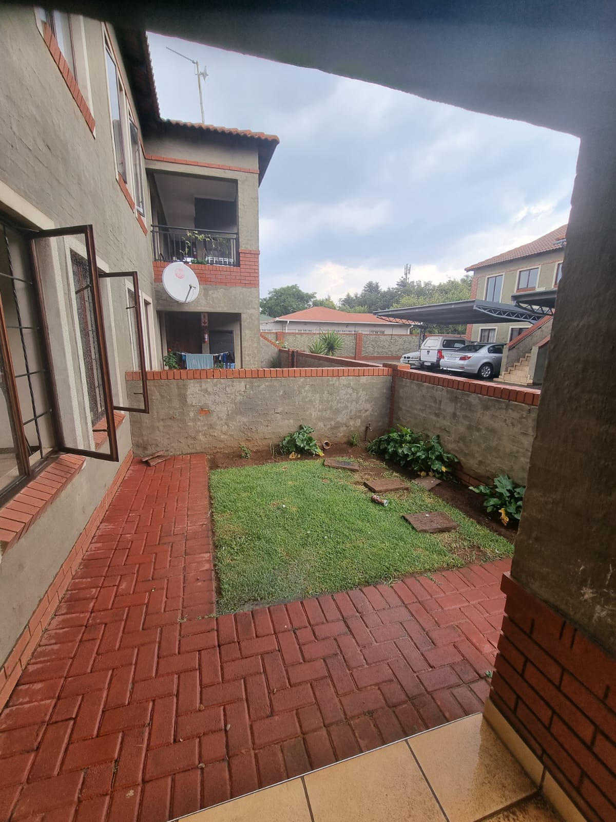 To Let 2 Bedroom Property for Rent in Kenleaf Gauteng