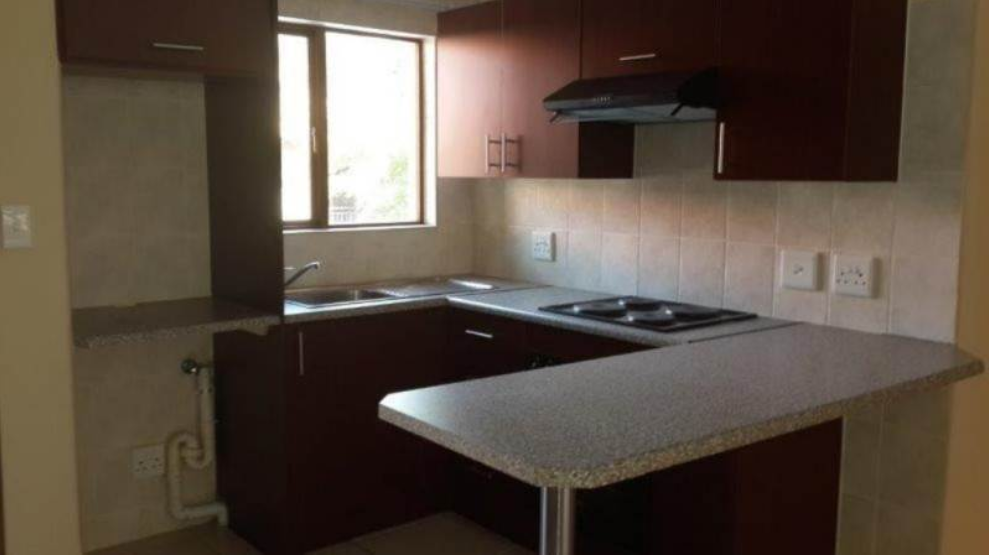 To Let 2 Bedroom Property for Rent in Kenleaf Gauteng