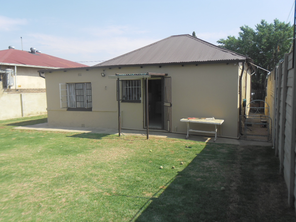 3 Bedroom Property for Sale in Roodepoort North Gauteng