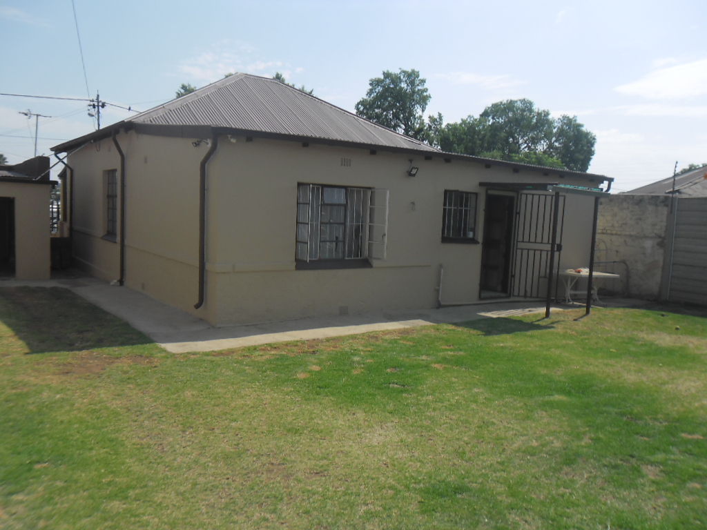 3 Bedroom Property for Sale in Roodepoort North Gauteng