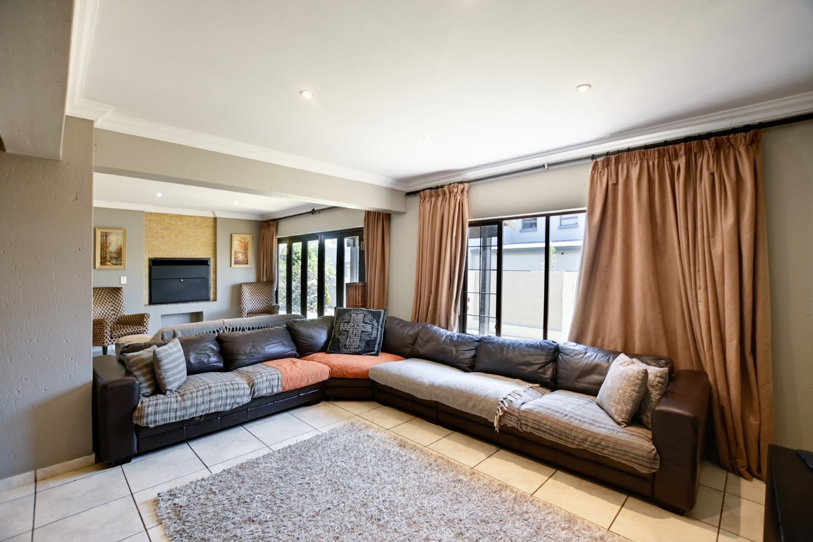 4 Bedroom Property for Sale in Zambezi Country Estate Gauteng