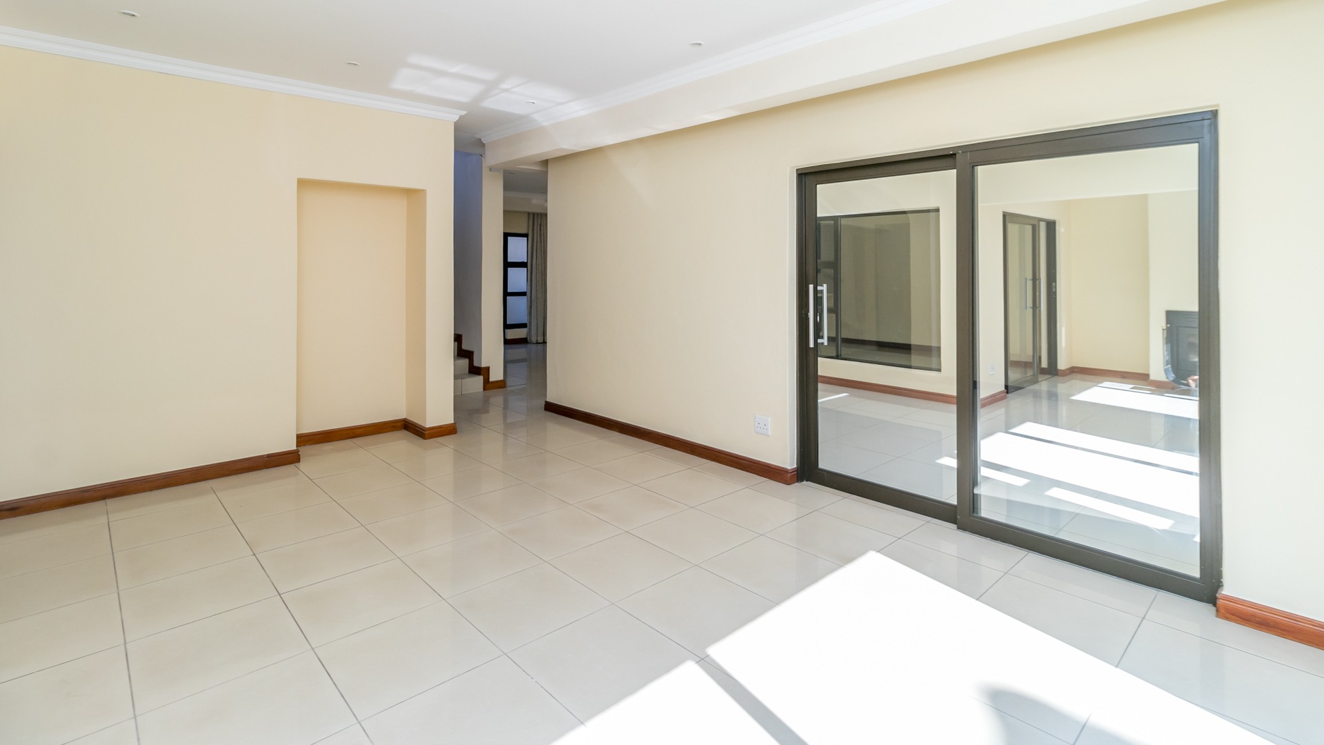 To Let 4 Bedroom Property for Rent in Bromhof Gauteng