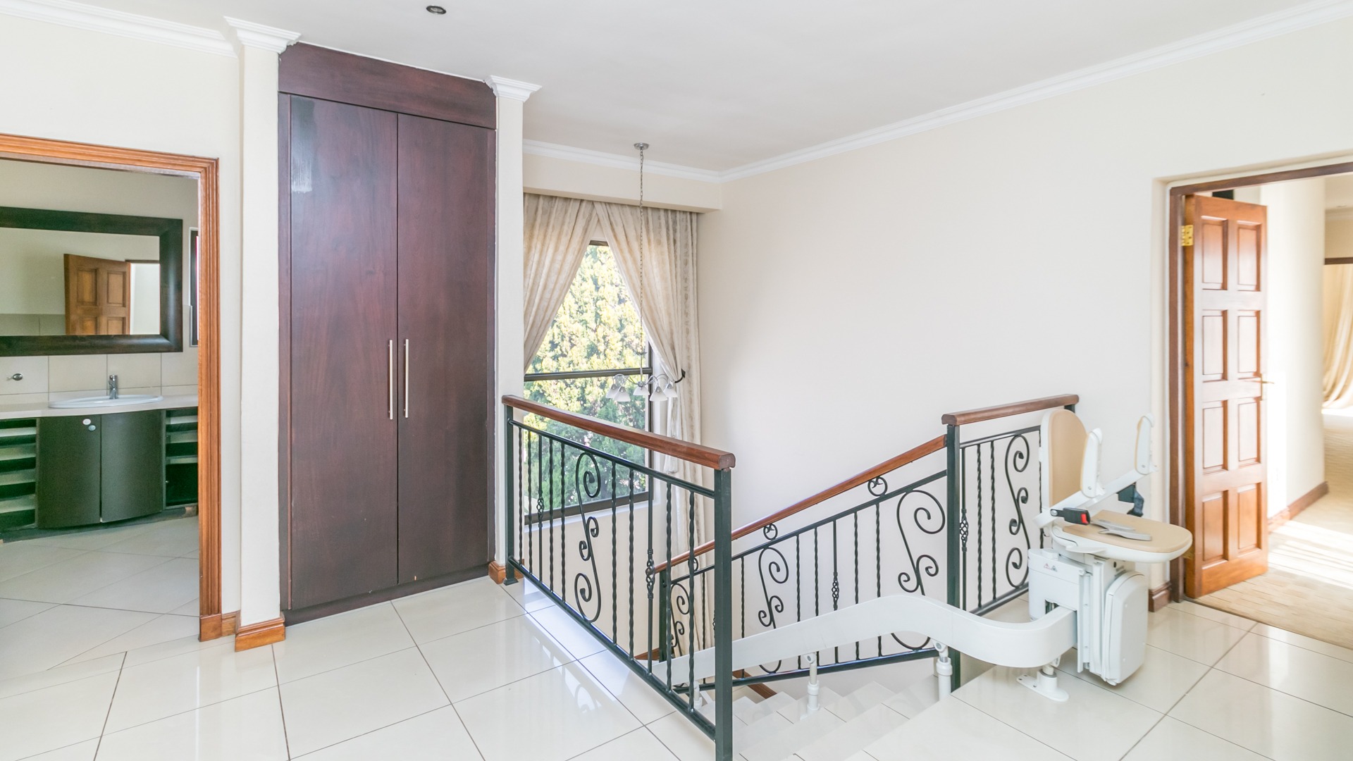 To Let 4 Bedroom Property for Rent in Bromhof Gauteng