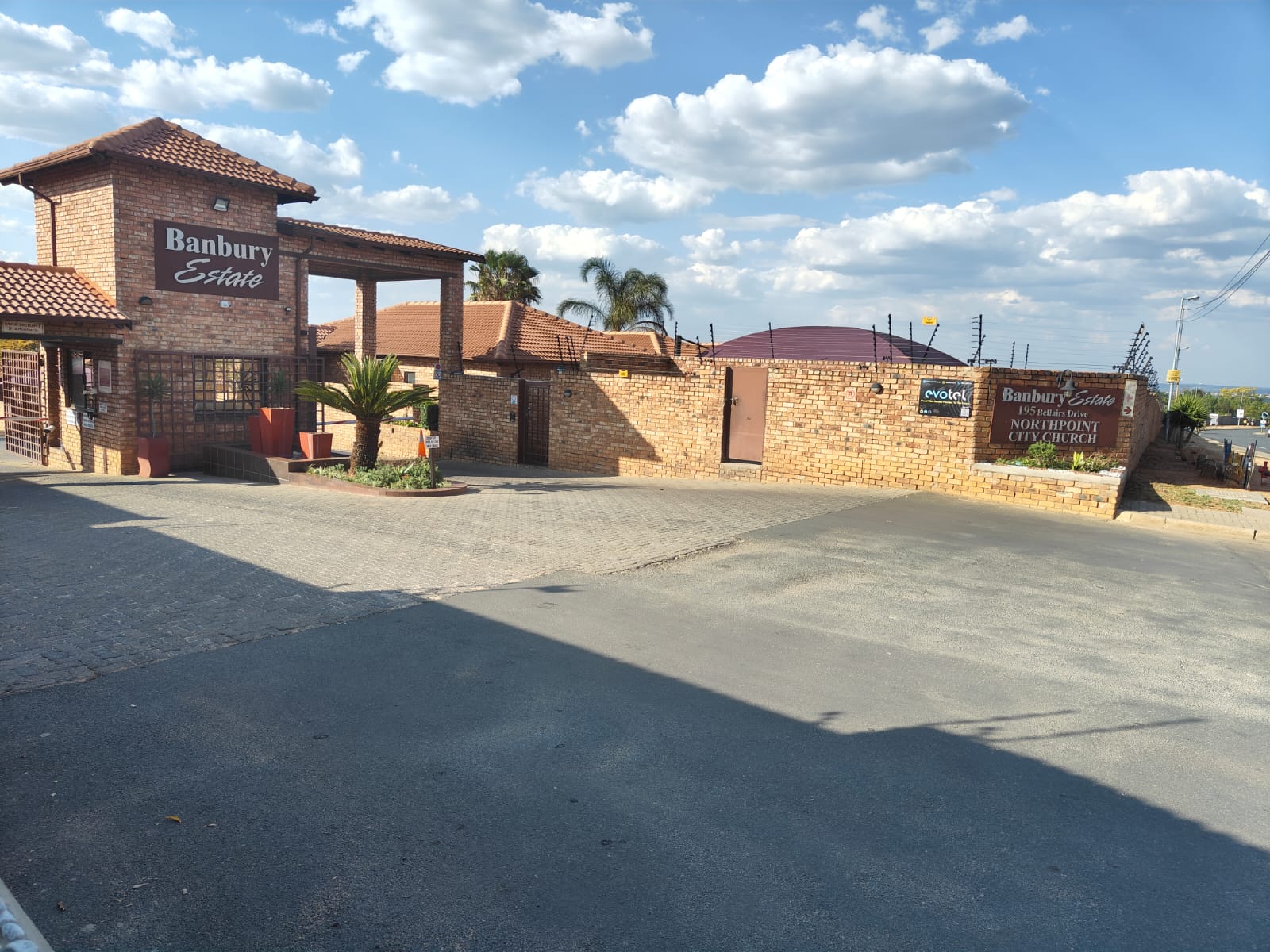 3 Bedroom Property for Sale in North Riding Gauteng