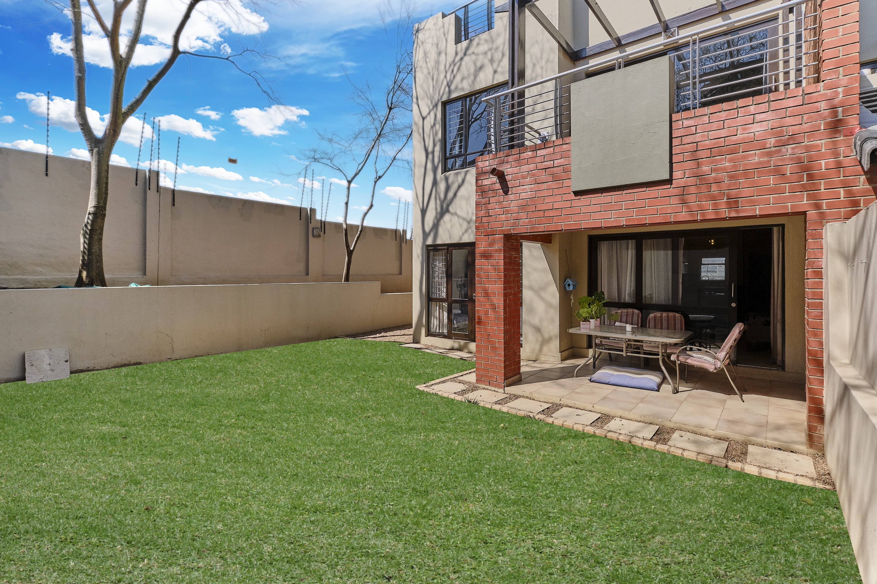 To Let 2 Bedroom Property for Rent in Bryanston Gauteng