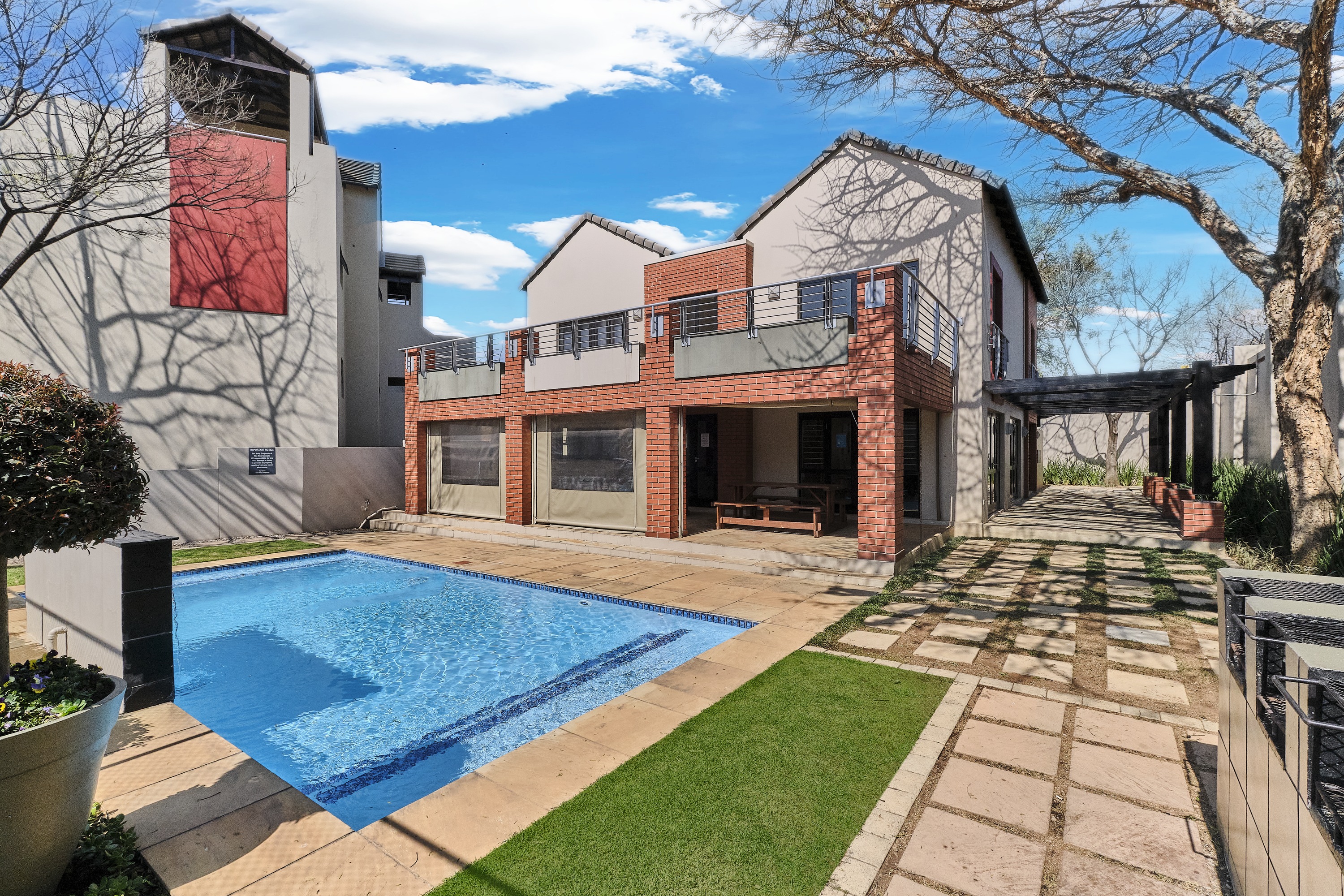 To Let 2 Bedroom Property for Rent in Bryanston Gauteng