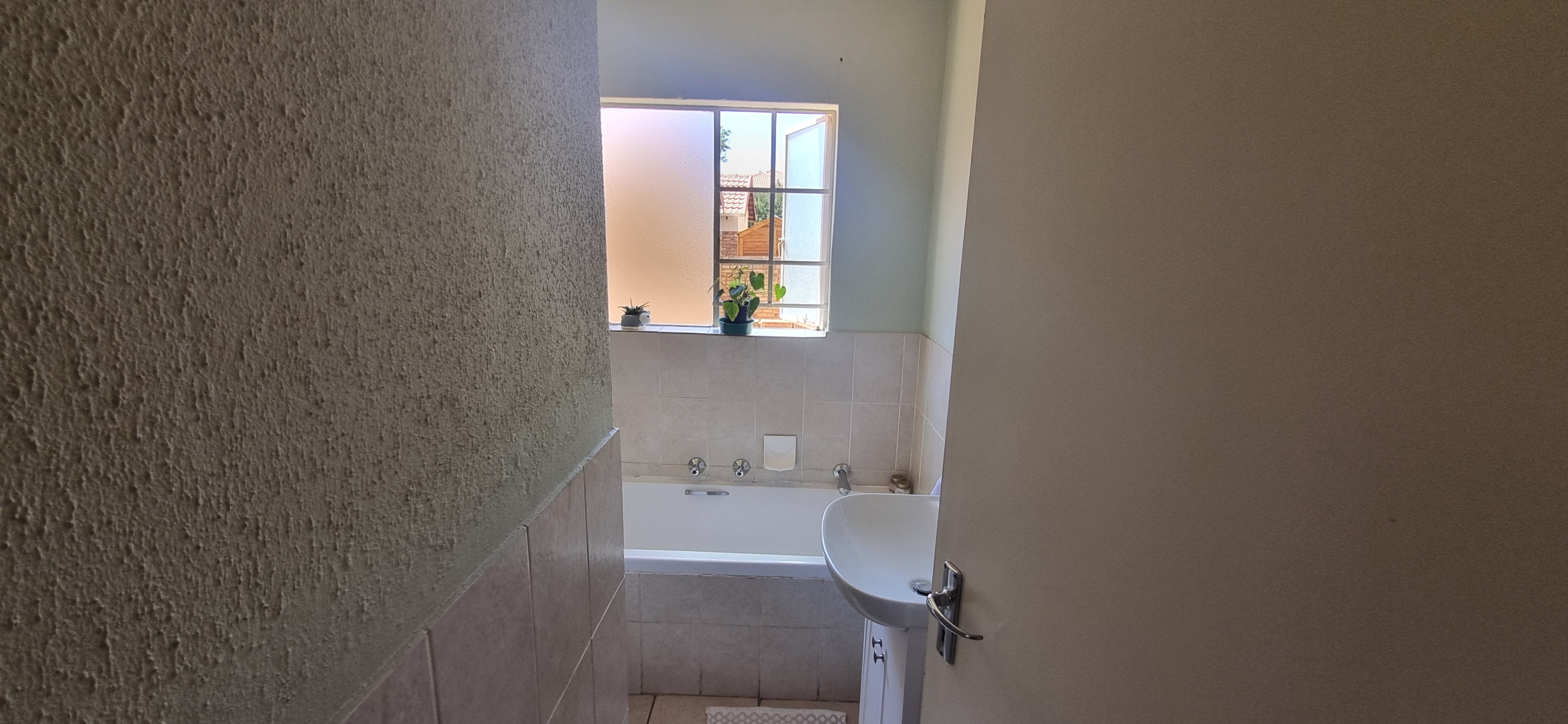 2 Bedroom Property for Sale in Heuwelsig Estate Gauteng