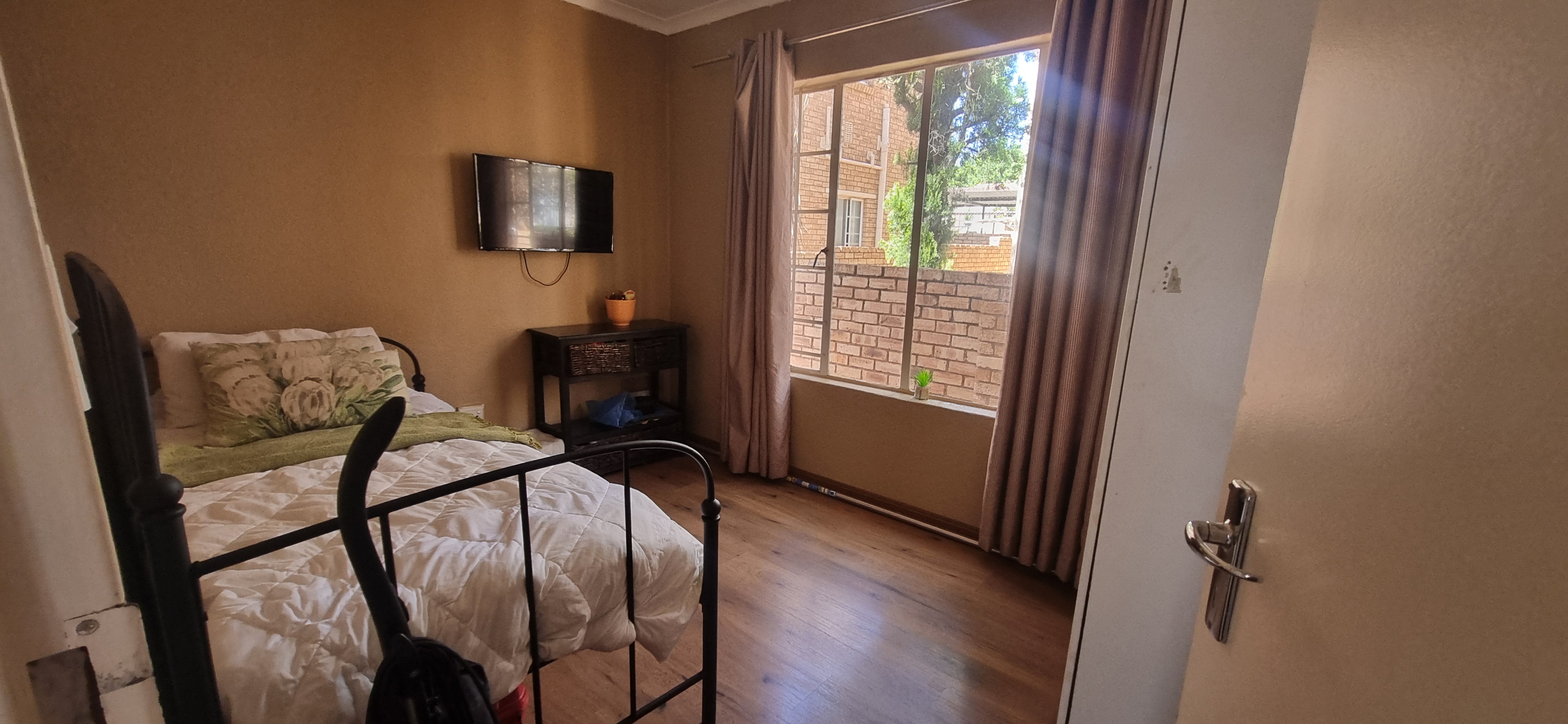 2 Bedroom Property for Sale in Heuwelsig Estate Gauteng