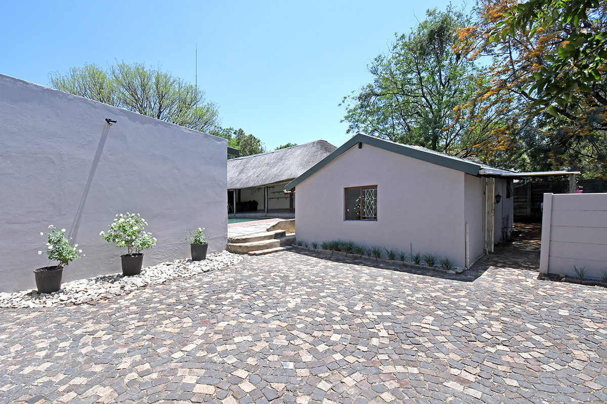 3 Bedroom Property for Sale in Olivedale Gauteng