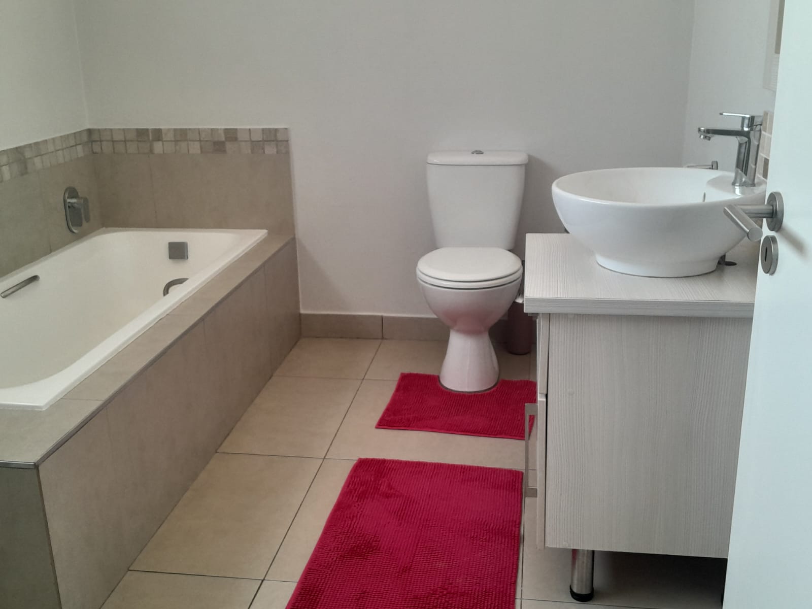 To Let 3 Bedroom Property for Rent in Blue Hills Gauteng