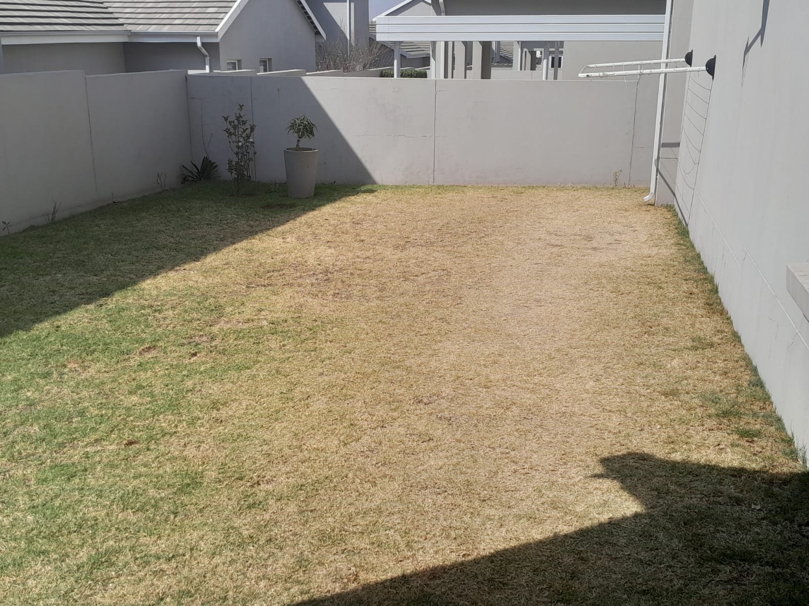 To Let 3 Bedroom Property for Rent in Blue Hills Gauteng