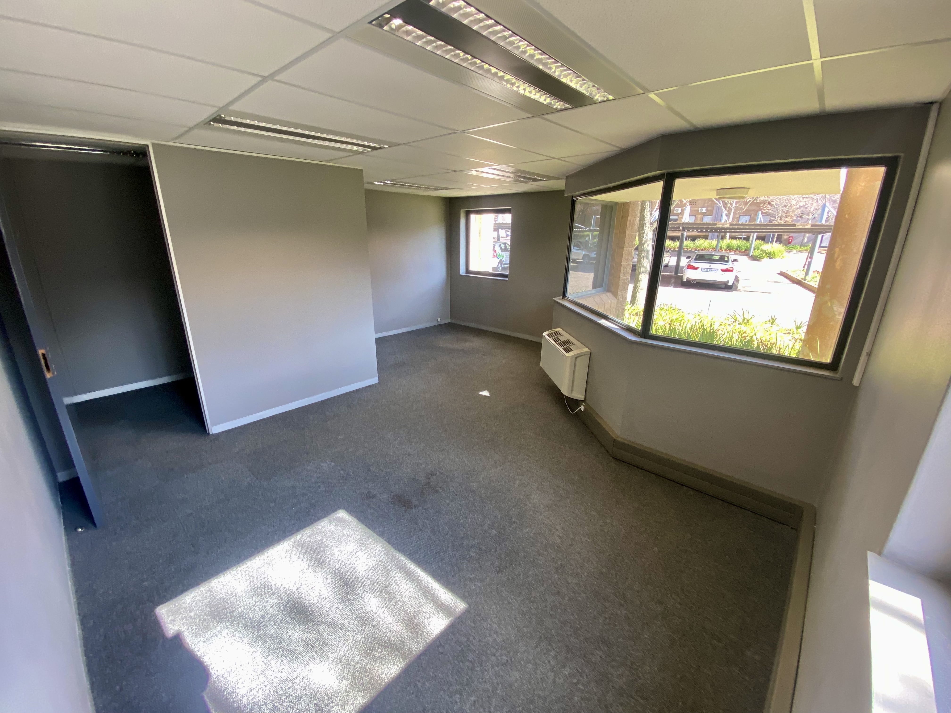 To Let commercial Property for Rent in Randjespark Gauteng