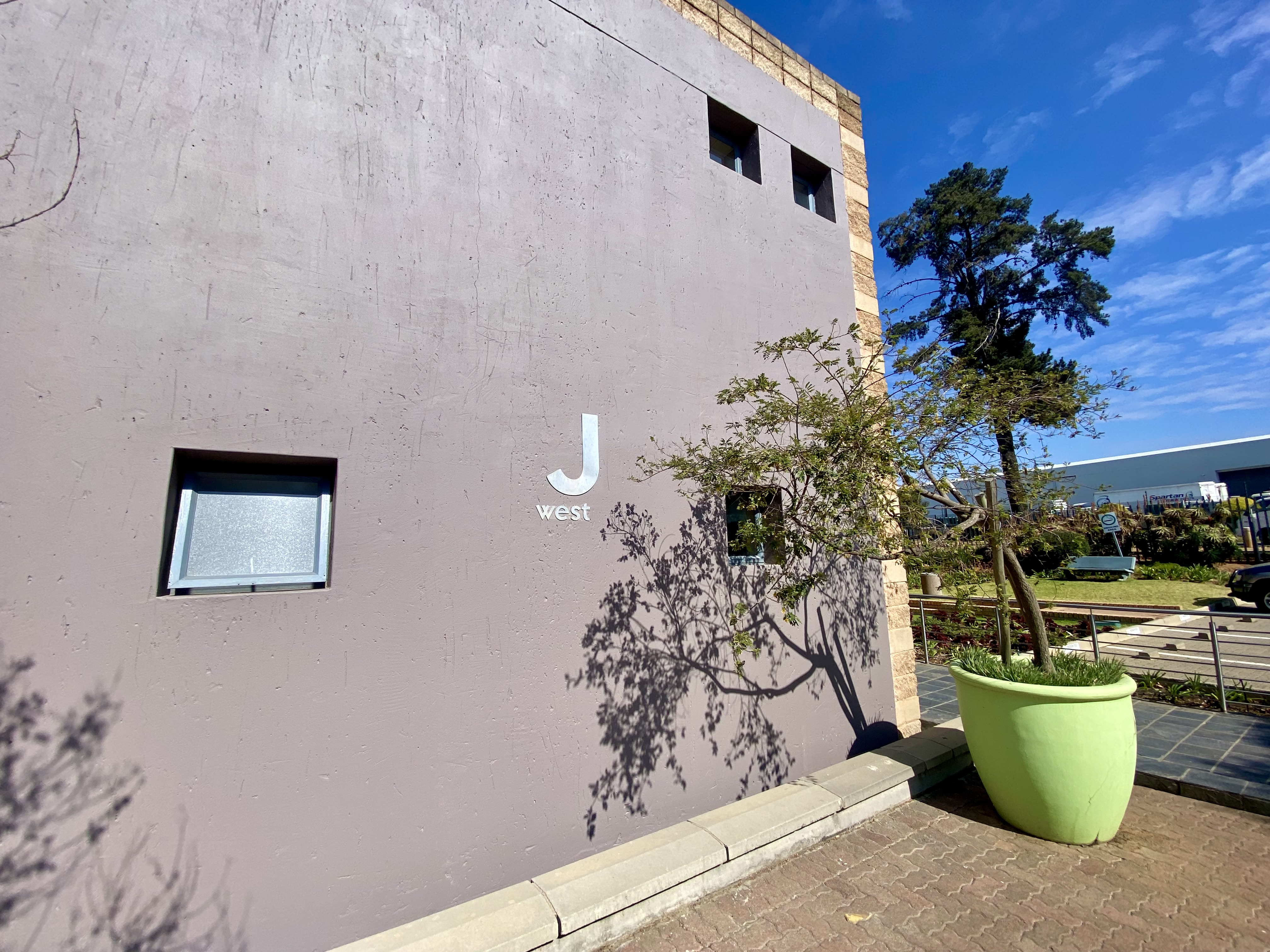 To Let commercial Property for Rent in Randjespark Gauteng