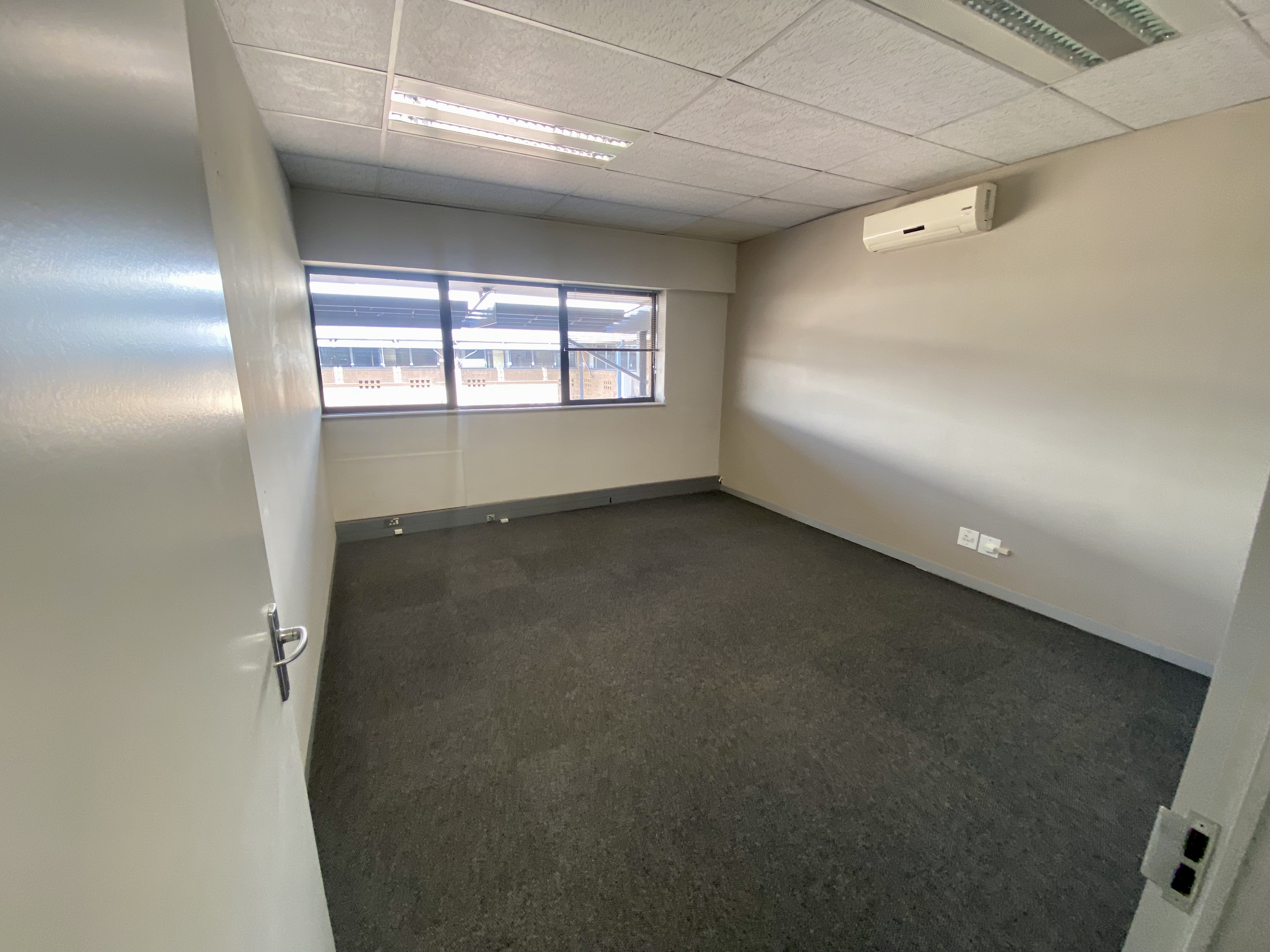To Let commercial Property for Rent in Randjespark Gauteng