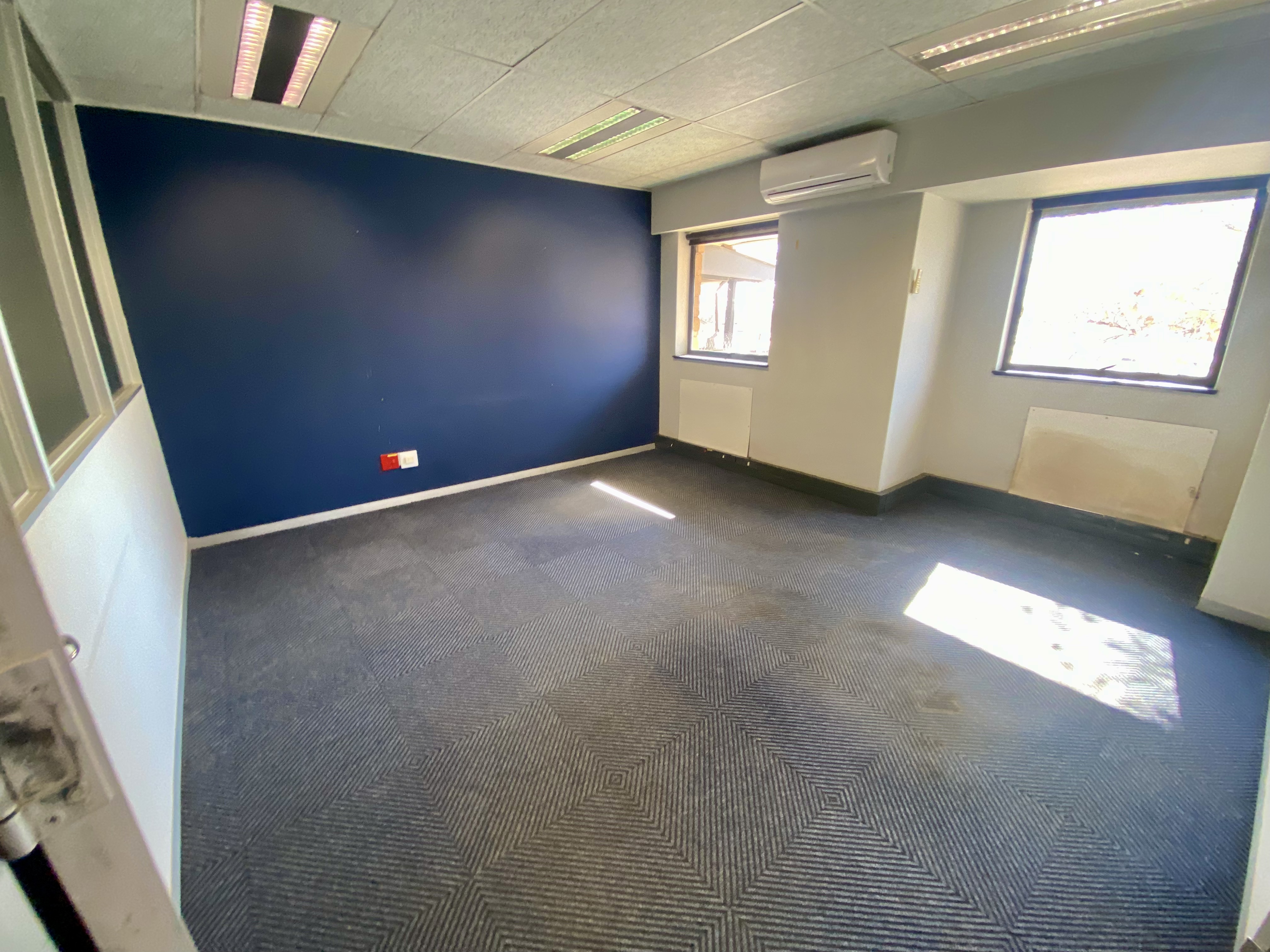 To Let commercial Property for Rent in Randjespark Gauteng