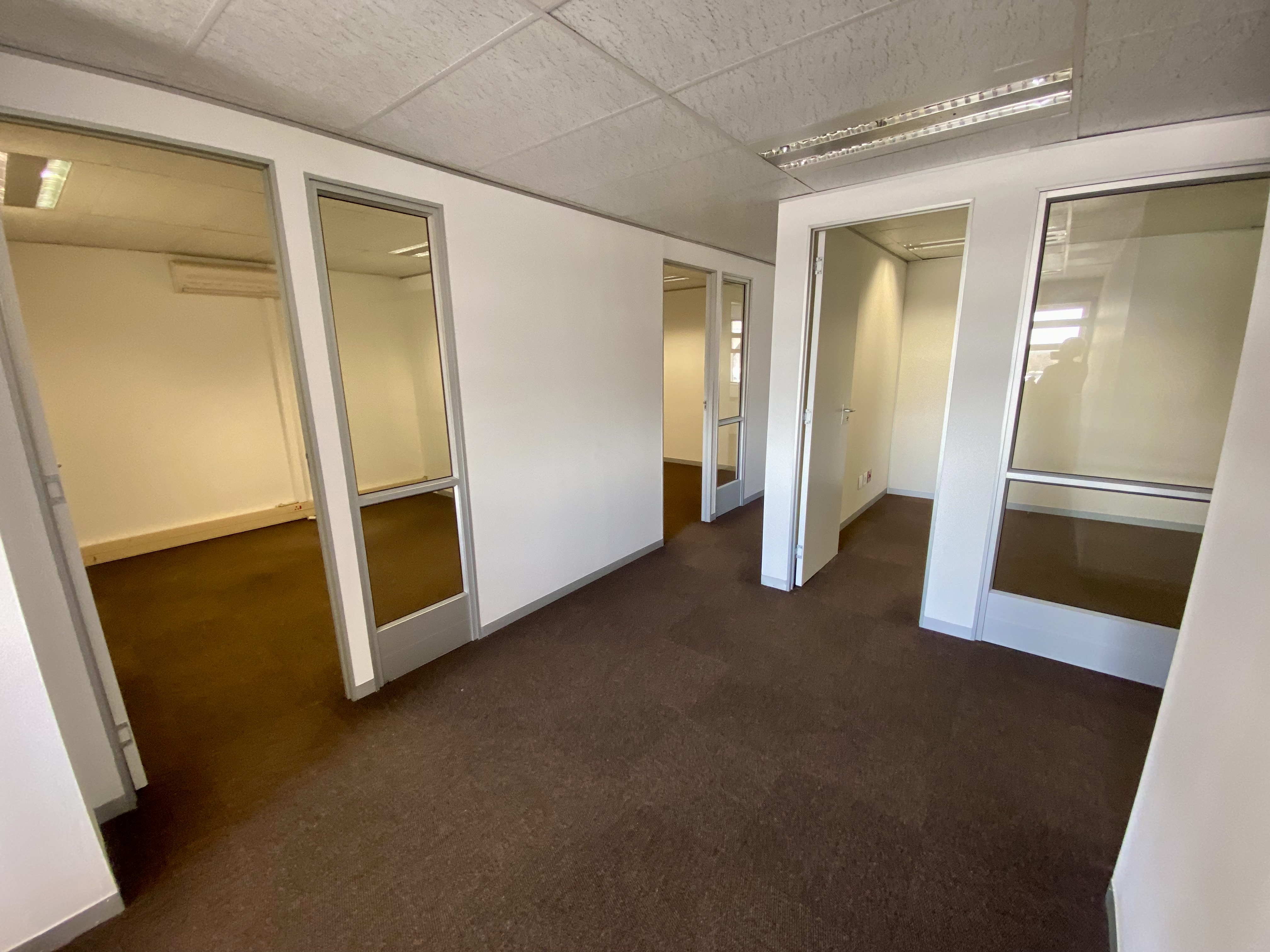 To Let commercial Property for Rent in Randjespark Gauteng