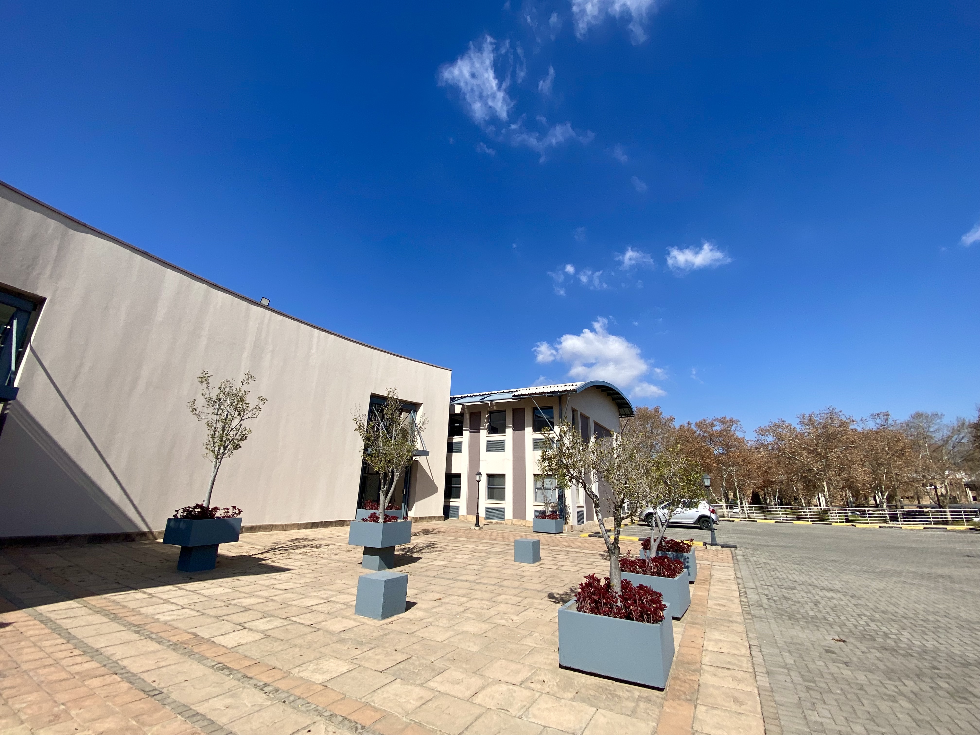 To Let commercial Property for Rent in Randjespark Gauteng